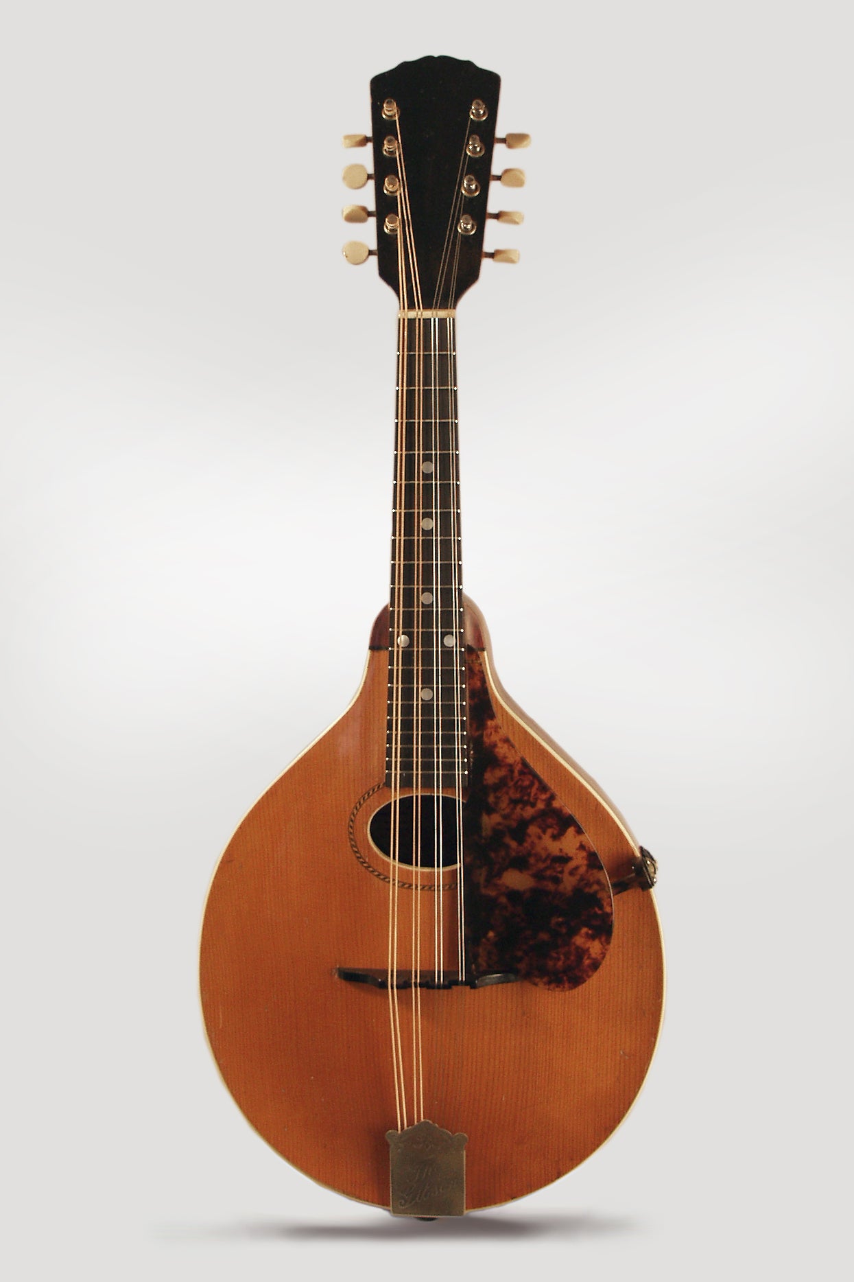 Gibson Style A Carved Top Mandolin (1918)