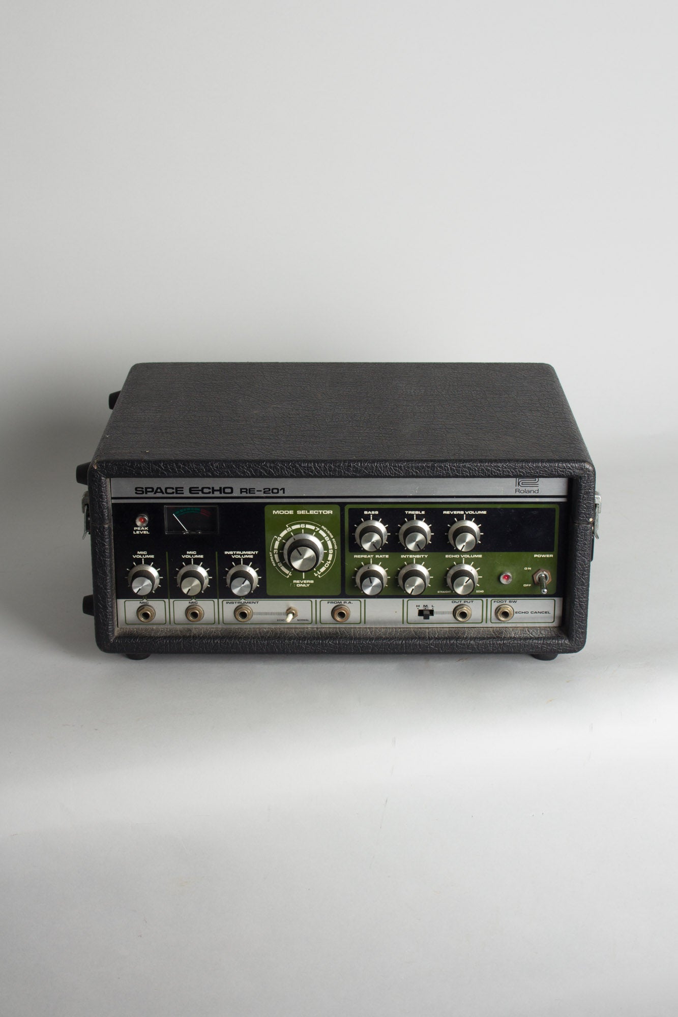 Roland Space Echo RE-201 Echo Effect (1983)