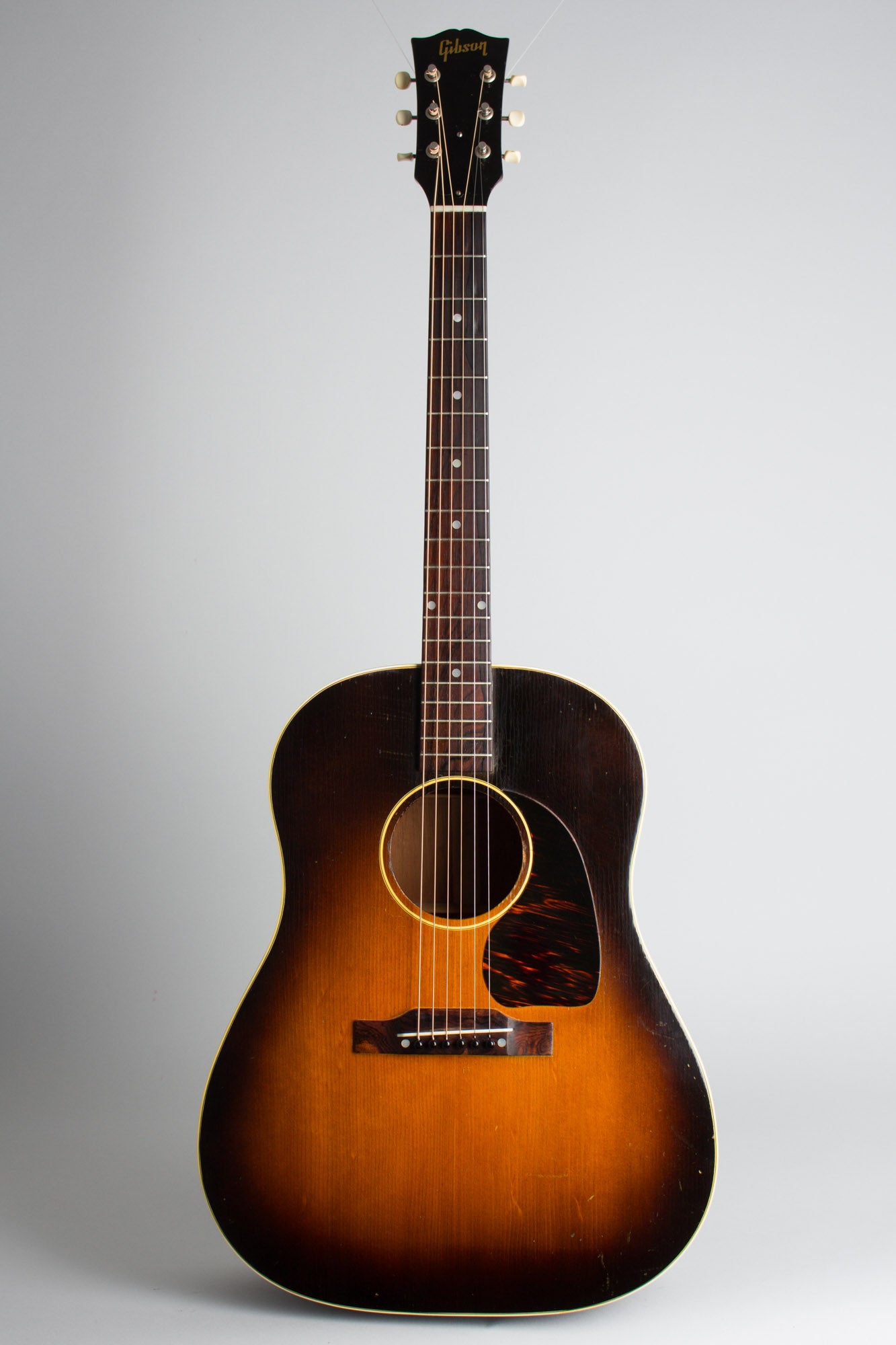 Gibson J-45 Flat Top Acoustic Guitar (1951)