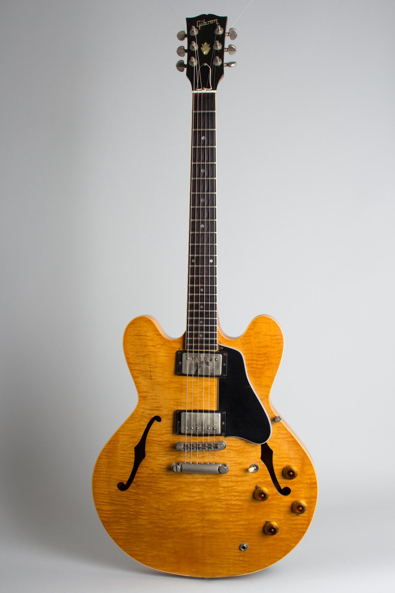 Gibson ES-335 DOT Custom Shop Edition Semi-Hollow Body Electric Guitar (1984)