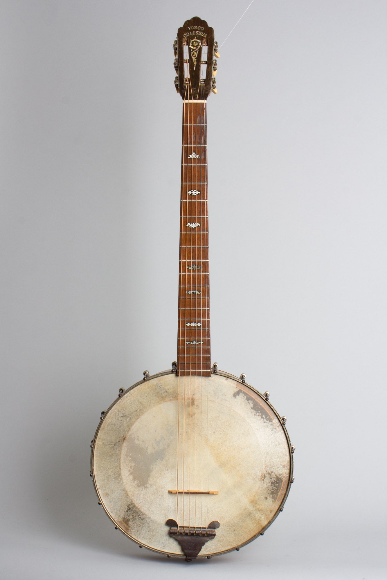 Yosco Colossus Guitar Banjo (1920)