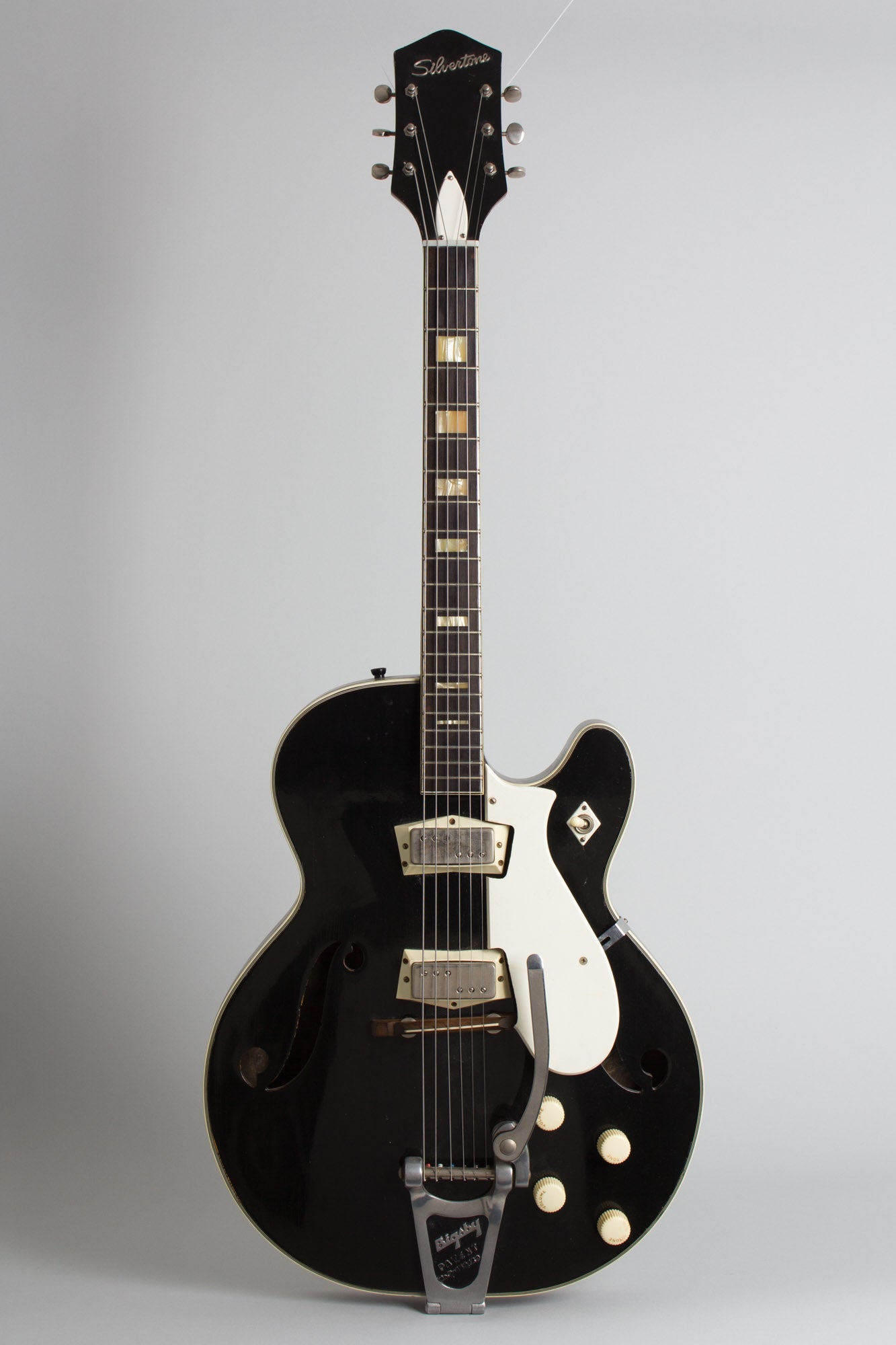 Harmony Silvertone Model 1446L Thinline Hollow Body Electric Guitar (1962)
