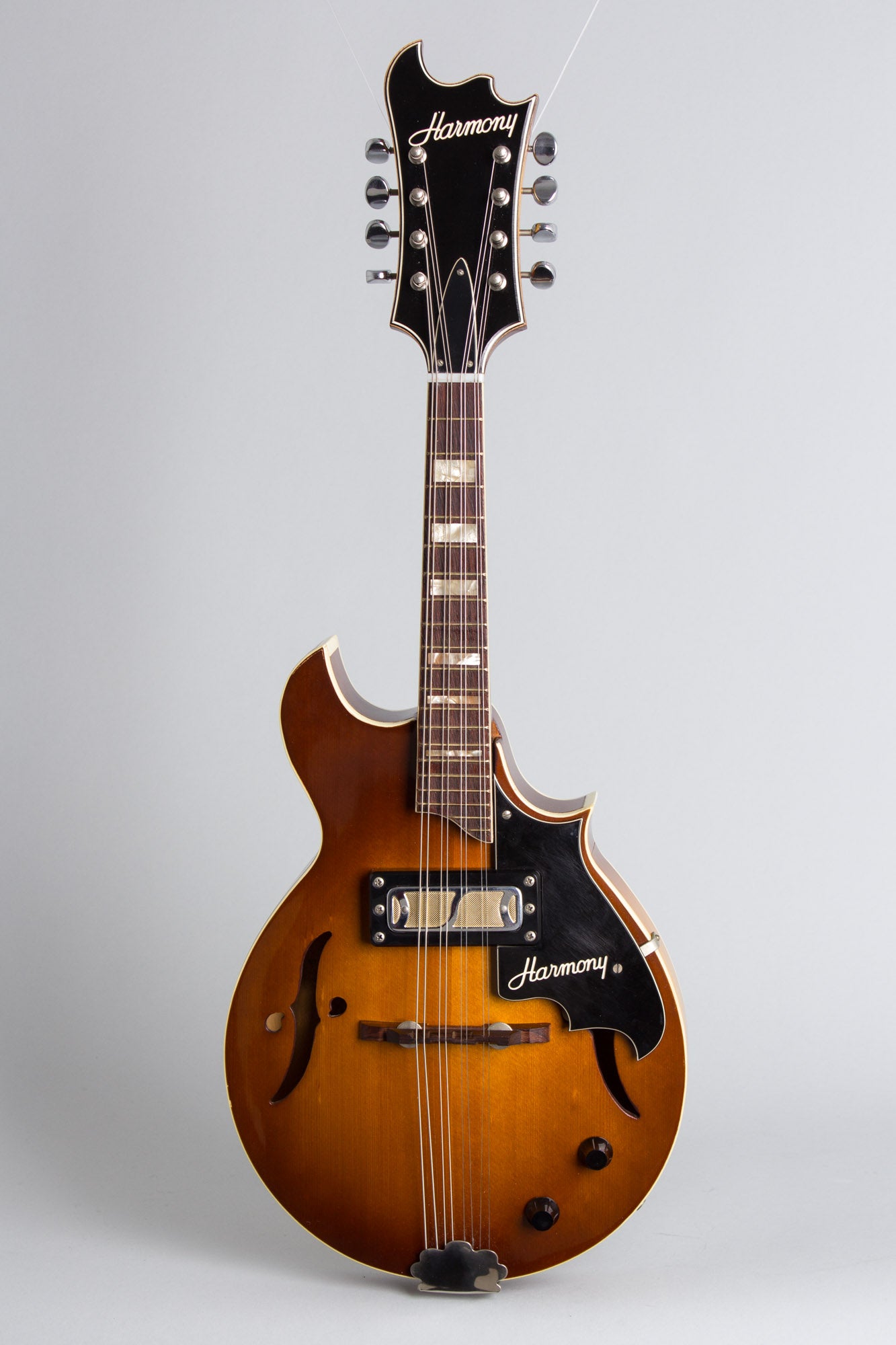 Harmony H-835 Hollow Body Electric Mandolin (1972)