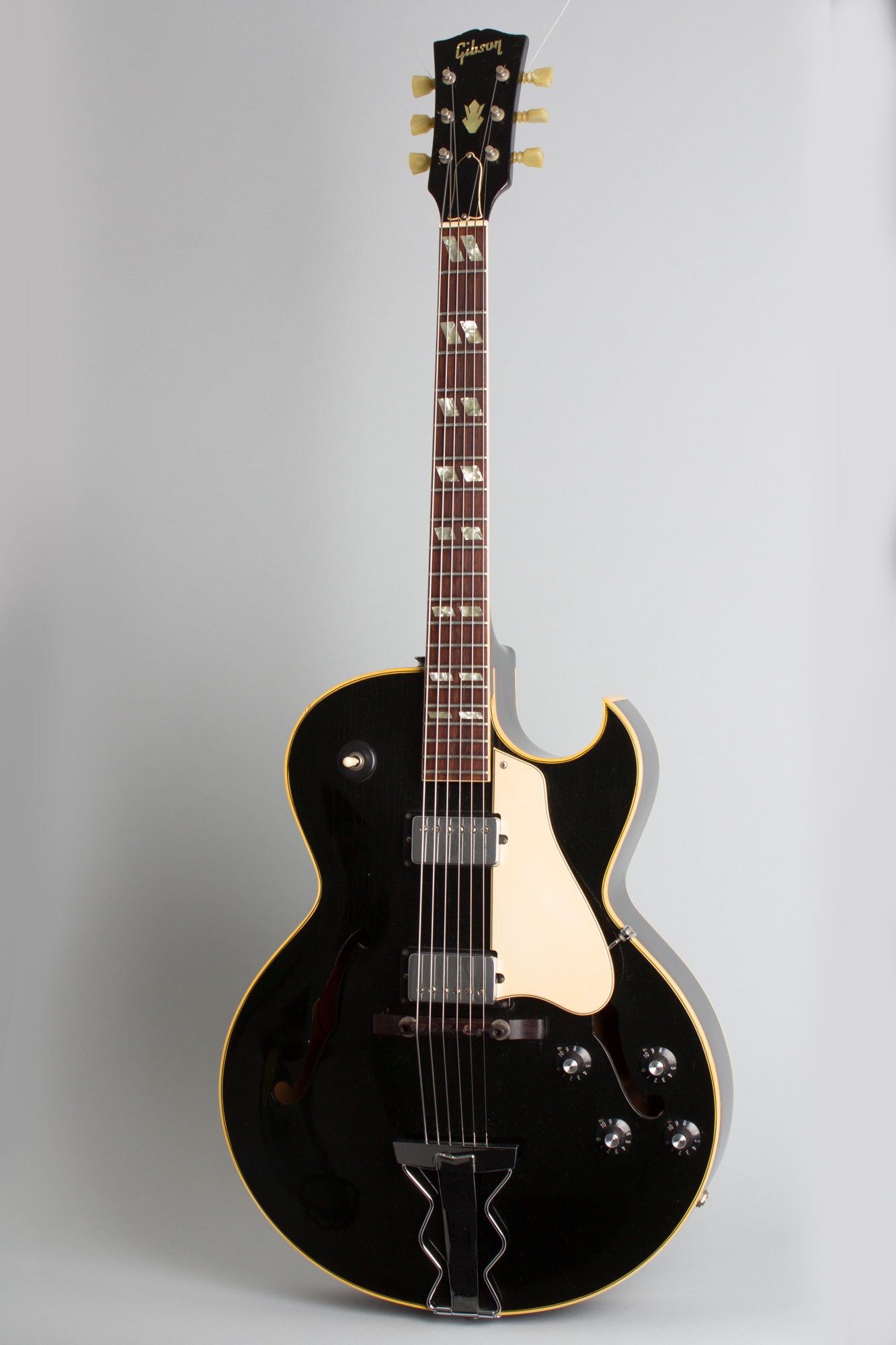 Gibson ES-175D Special Arch Top Hollow Body Electric Guitar (1968)