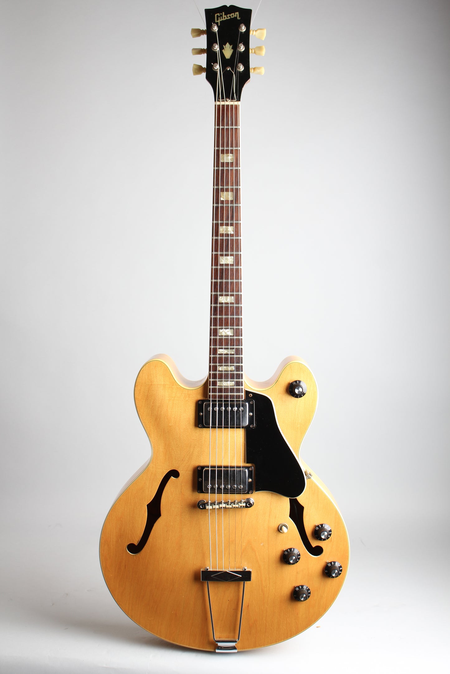 Gibson ES-150DCN Arch Top Semi-Hollow Body Electric Guitar (1970)