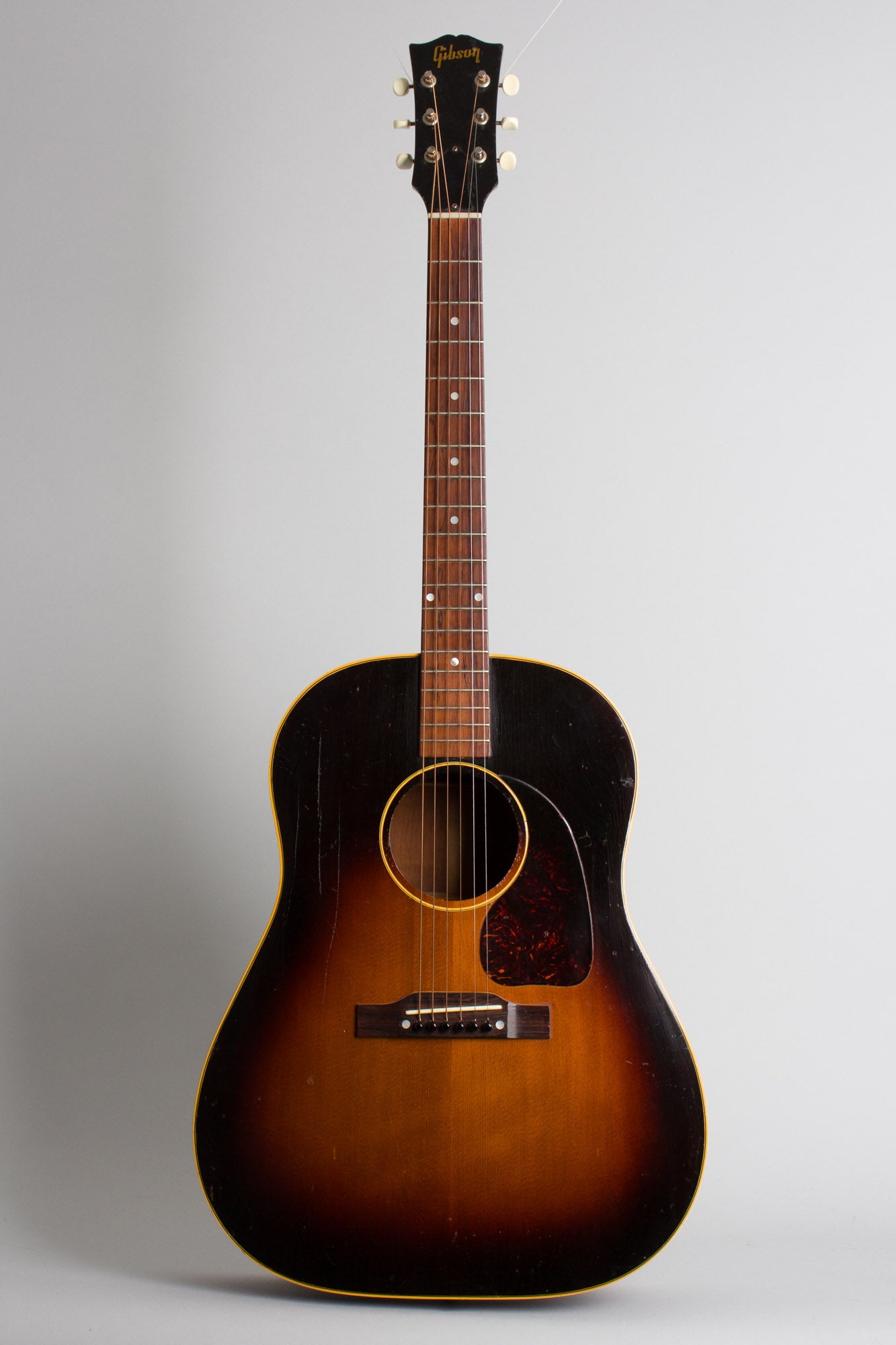 Gibson J-45 Flat Top Acoustic Guitar (1951)