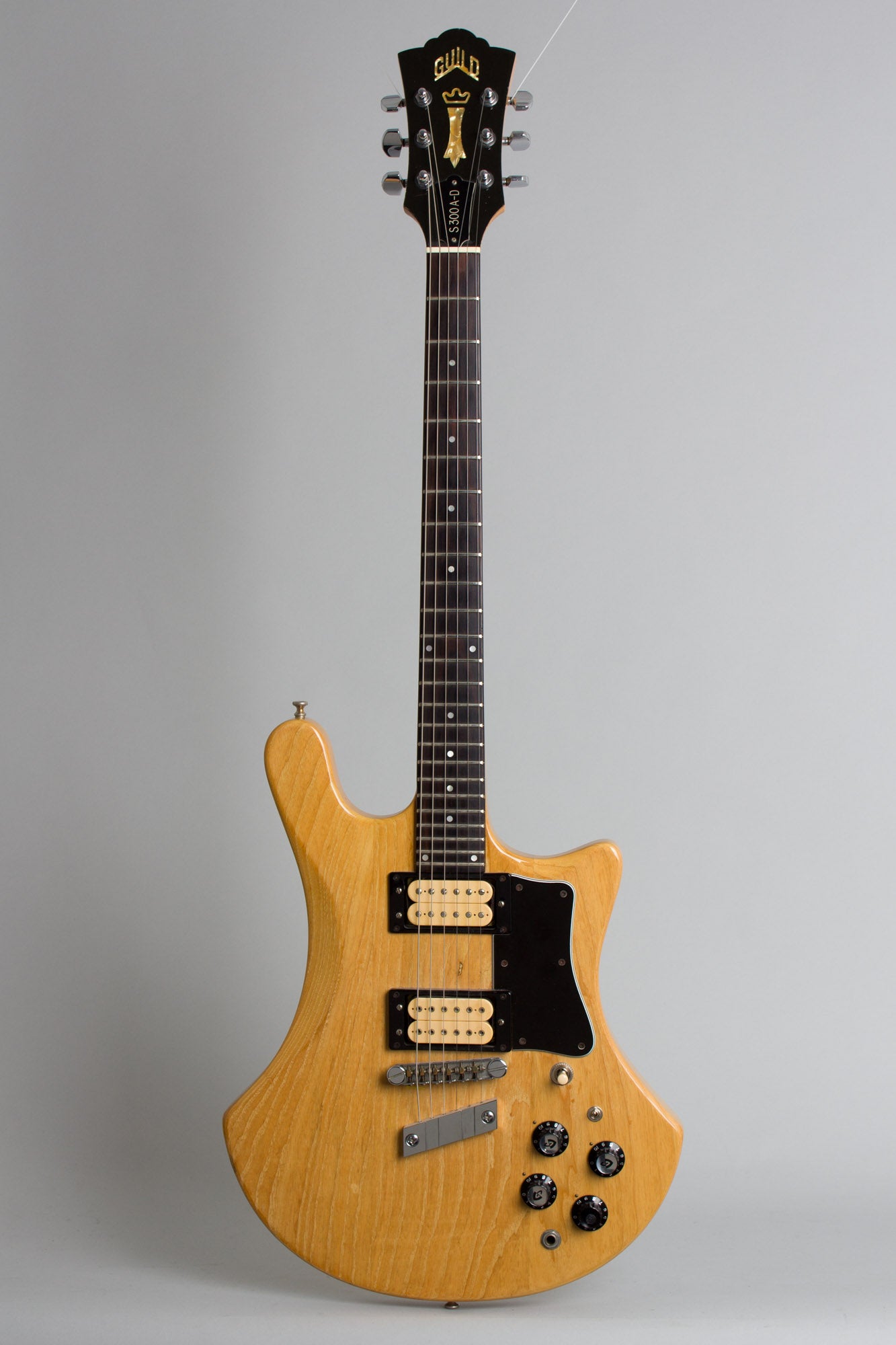 Guild S300 A-D Bld. Solid Body Electric Guitar (1979)