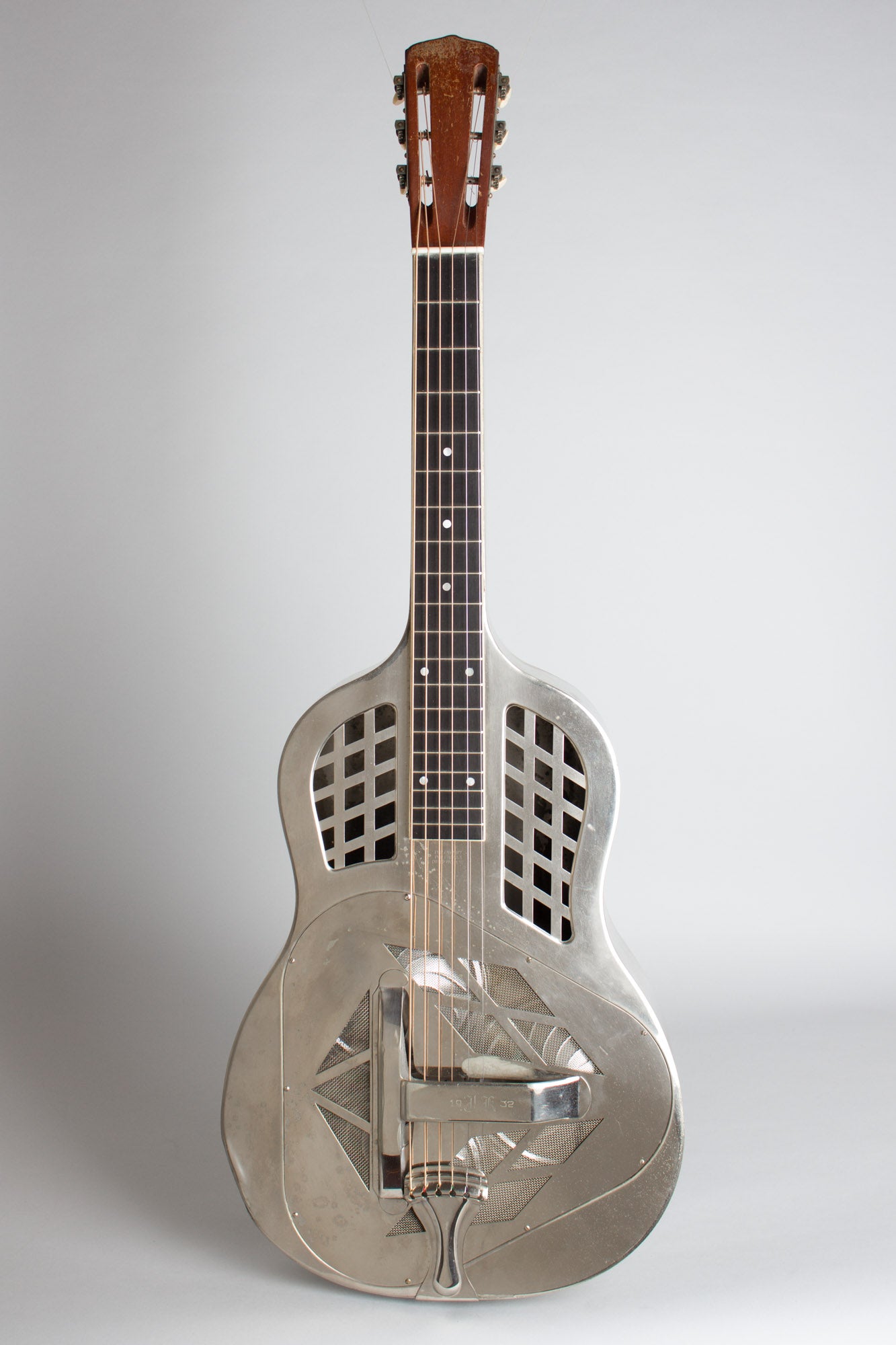 National Style 1 Tricone Squareneck Resophonic Guitar (1930)