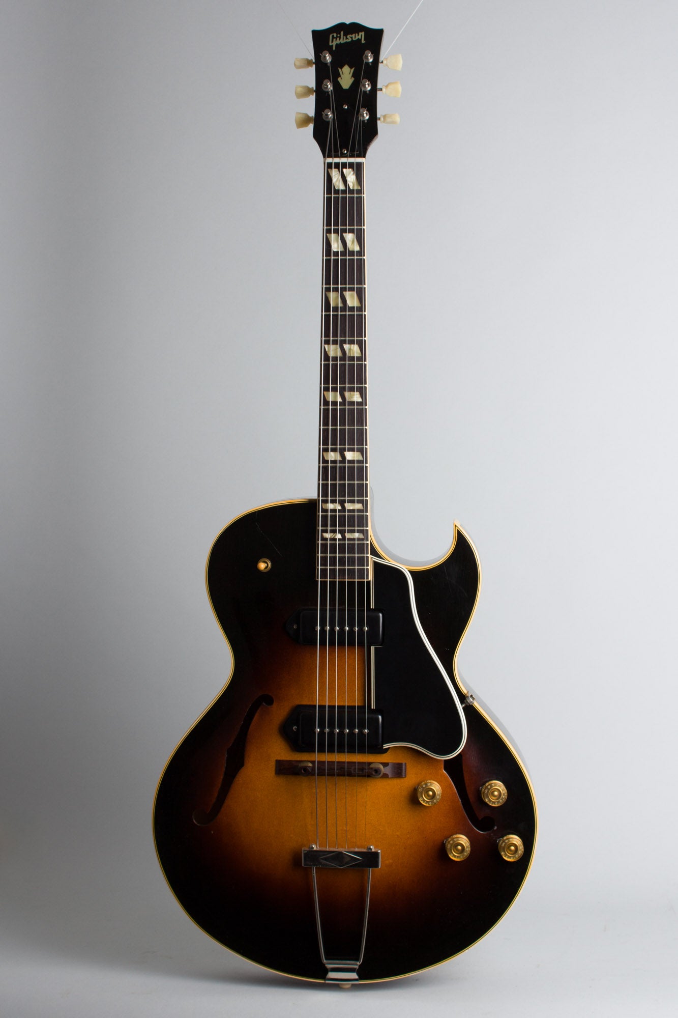 Gibson ES-175D Arch Top Hollow Body Electric Guitar (1953)