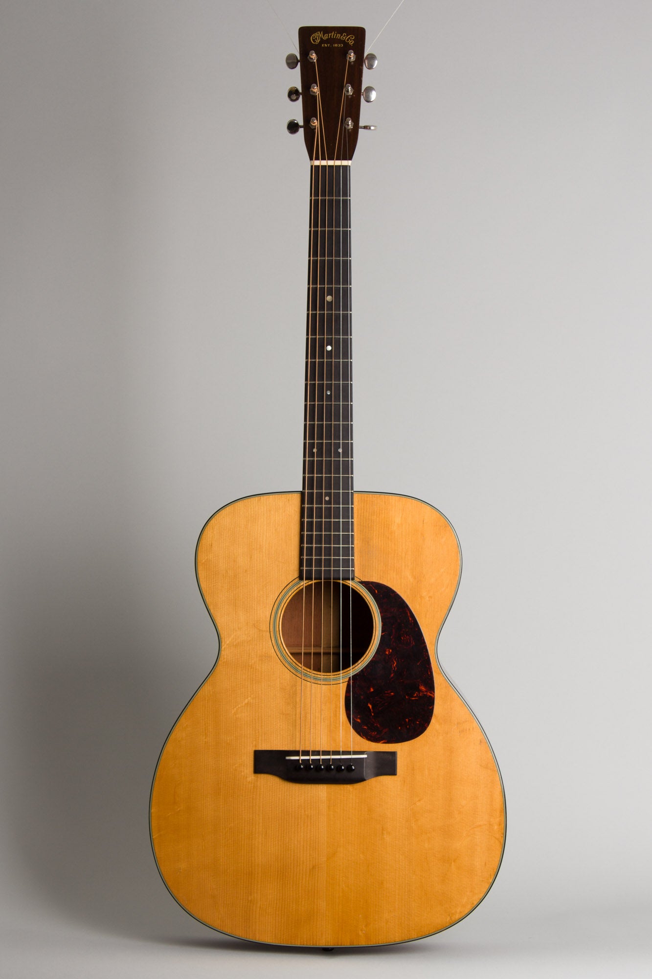 C. F. Martin 000-18 Flat Top Acoustic Guitar (1940)