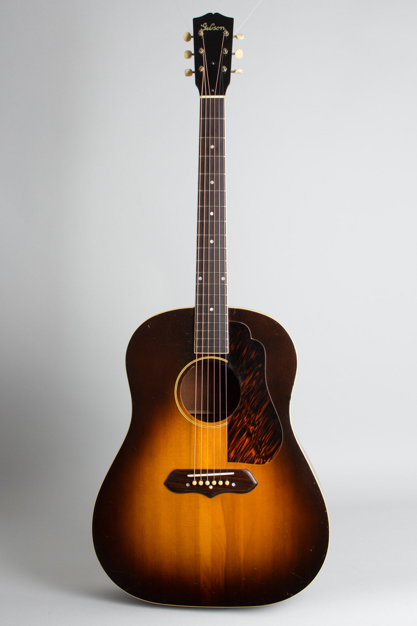 Gibson J-55 Flat Top Acoustic Guitar (1941)
