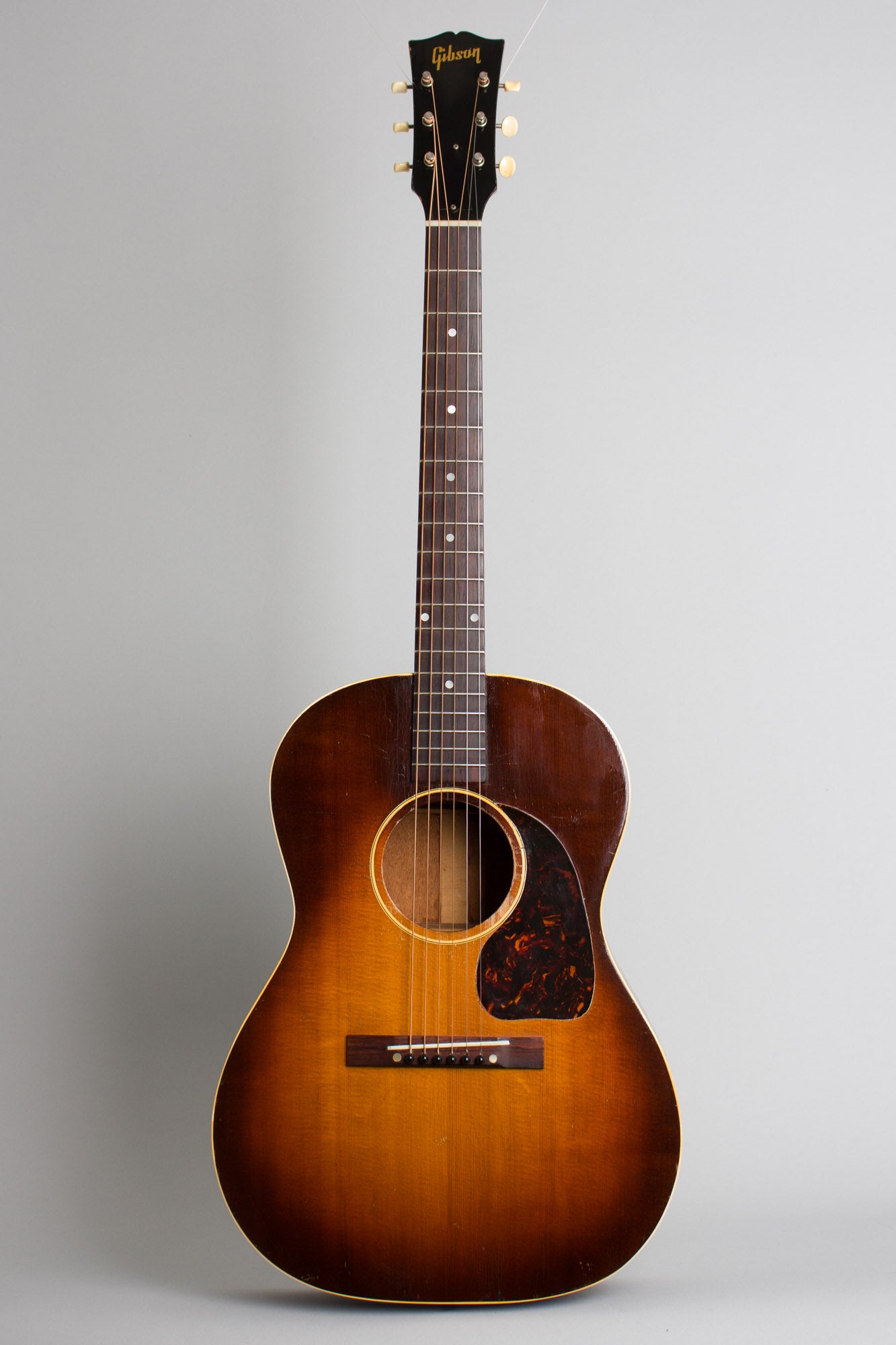 Gibson LG-2 Flat Top Acoustic Guitar (1948)