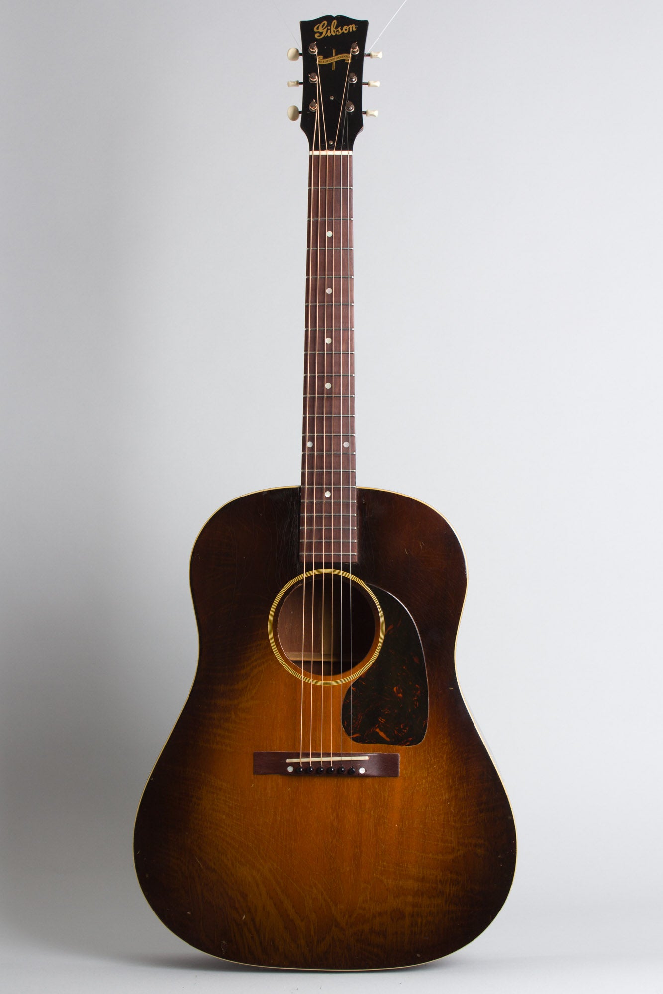 Gibson J-45 Flat Top Acoustic Guitar (1943-4)