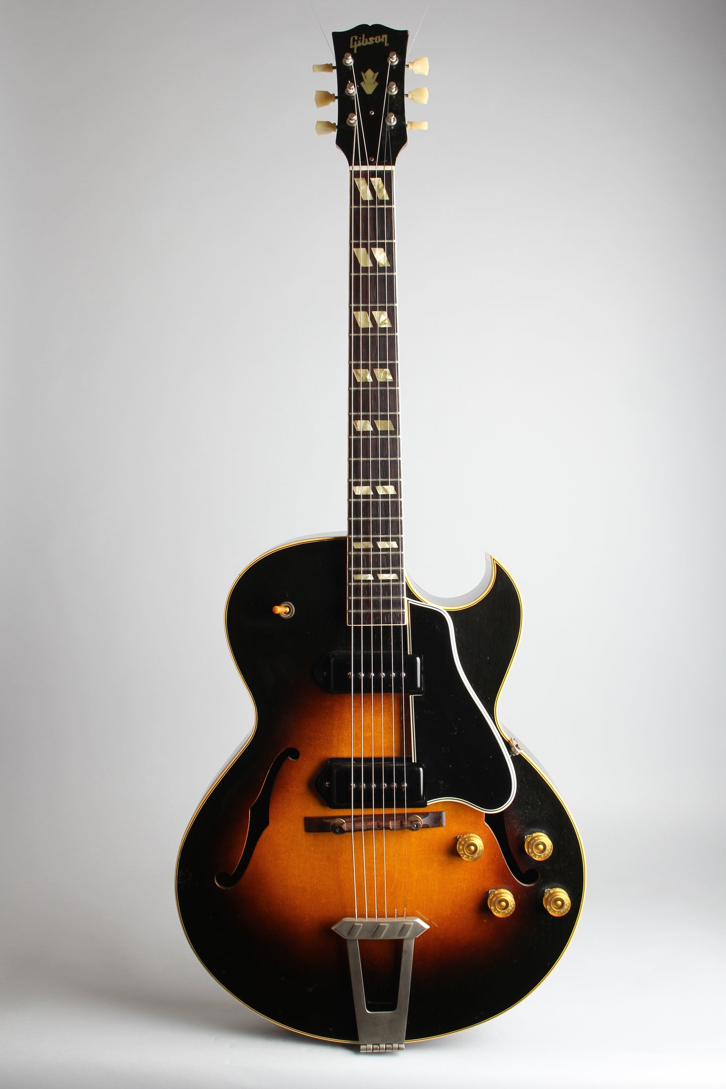 Gibson ES-175D Arch Top Hollow Body Electric Guitar (1953)