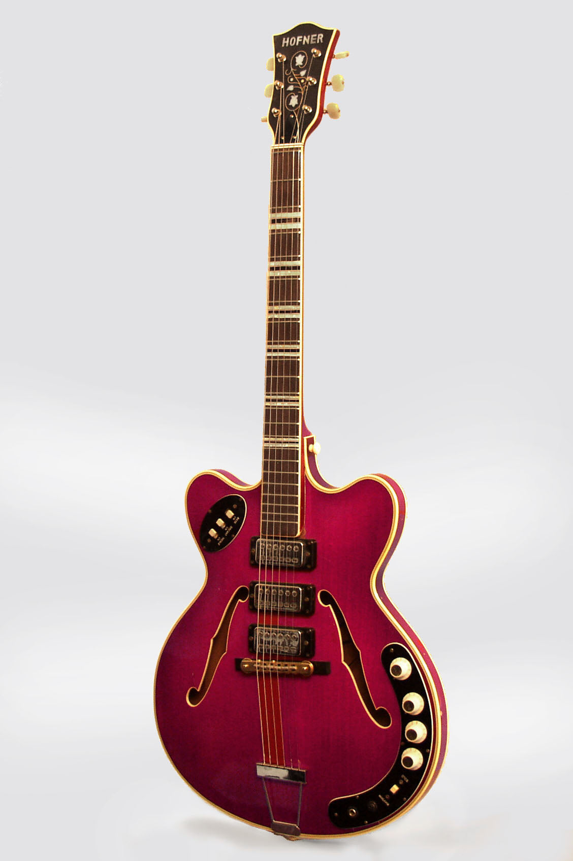 Hofner Verithin Thinline Hollow Body Electric Guitar (1965)