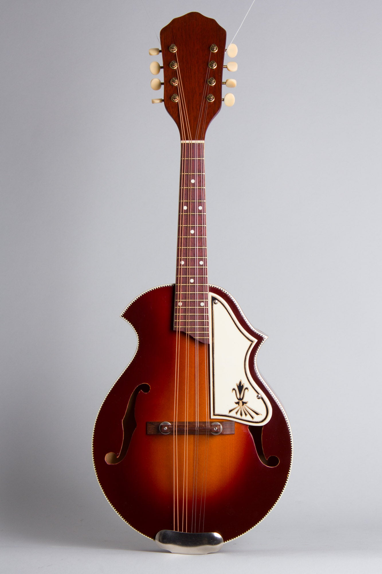 Kay Unlabelled Venetian Style Arch Top Mandolin (1950s)