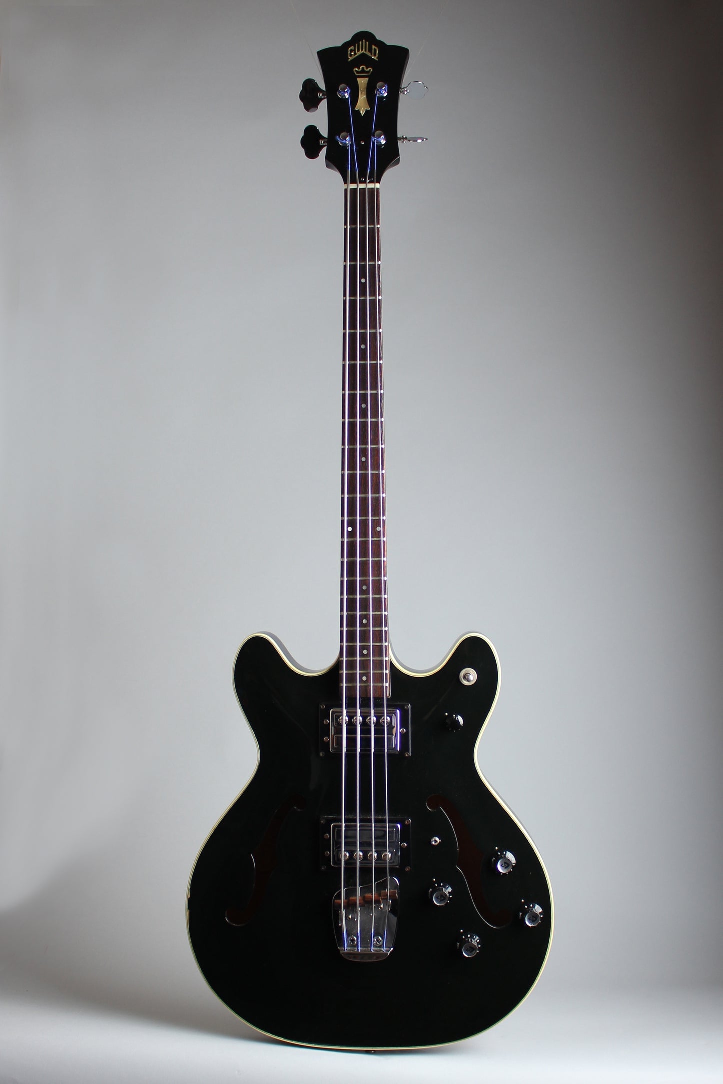 Guild Starfire Bass II Semi-Hollow Body Electric Bass Guitar (1974)