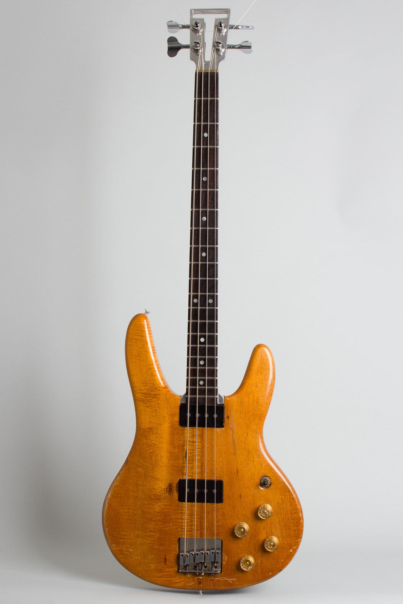 Travis Bean TB2000 Owned by Jeff Tweedy of Wilco Solid Body Electric Bass Guitar (1976)