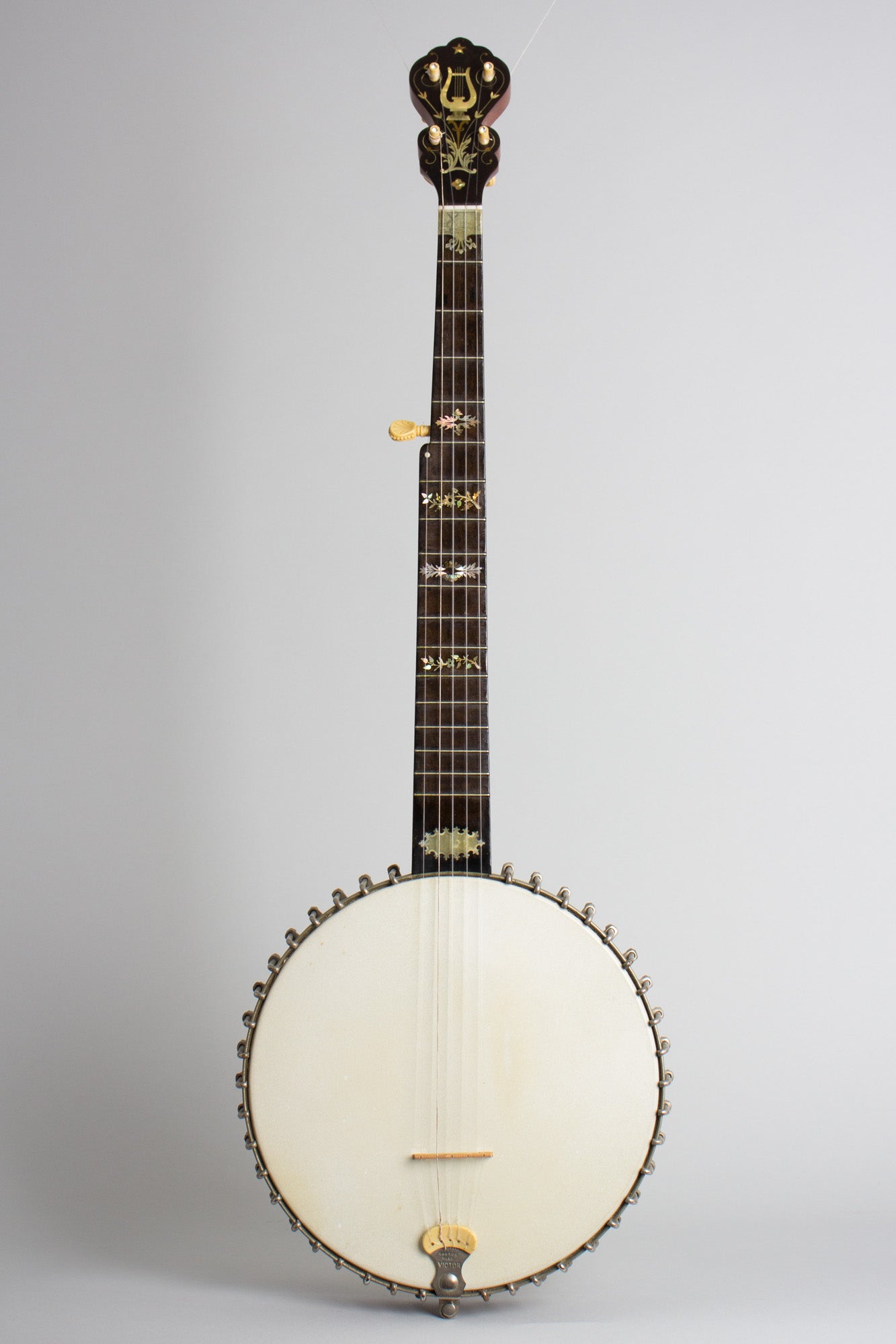 George C. Dobson Victor Superior 40 bracket 5 String Banjo (1888)