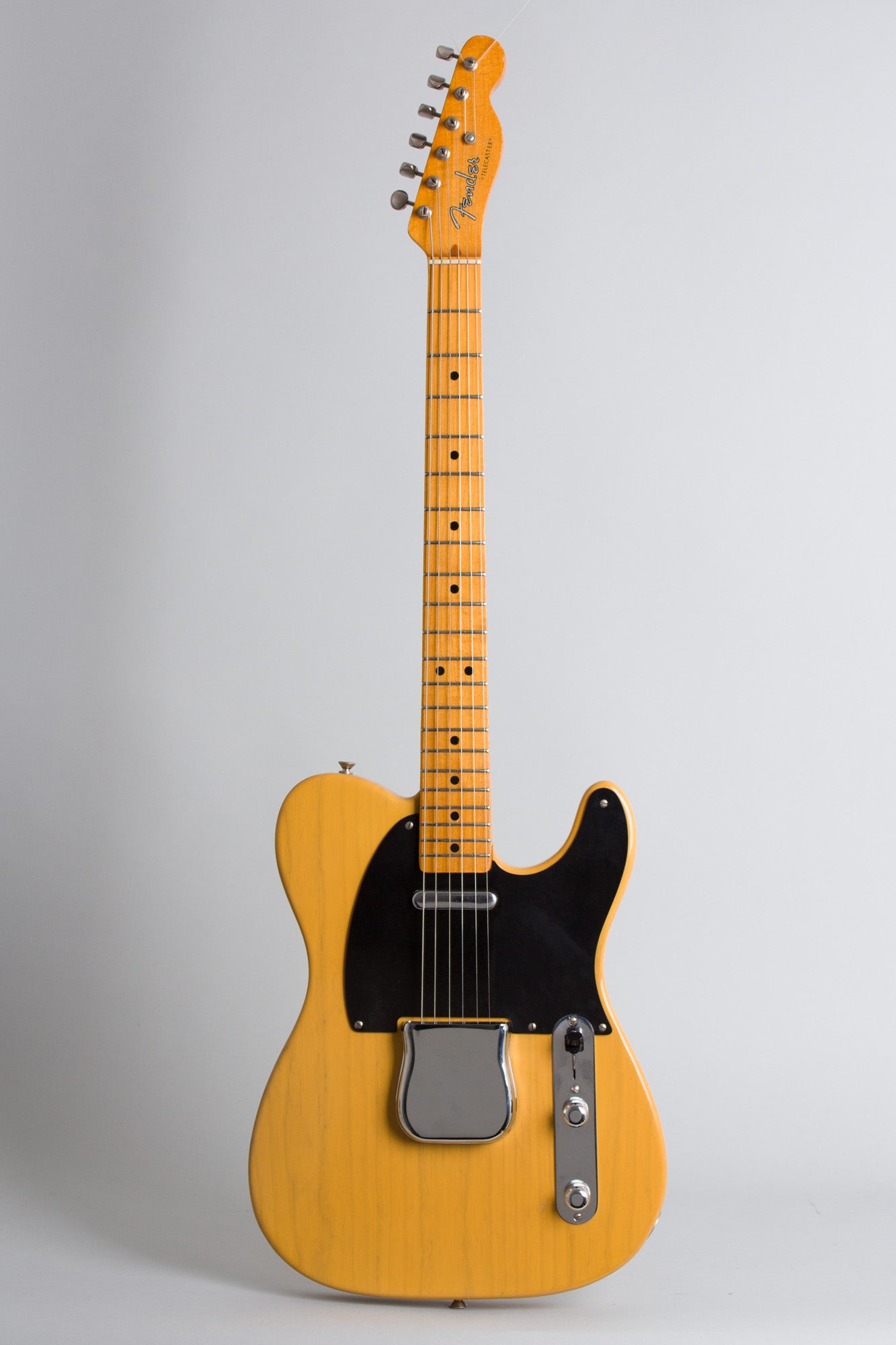 Fender Telecaster '52 Re-Issue AVRI Solid Body Electric Guitar (1982)