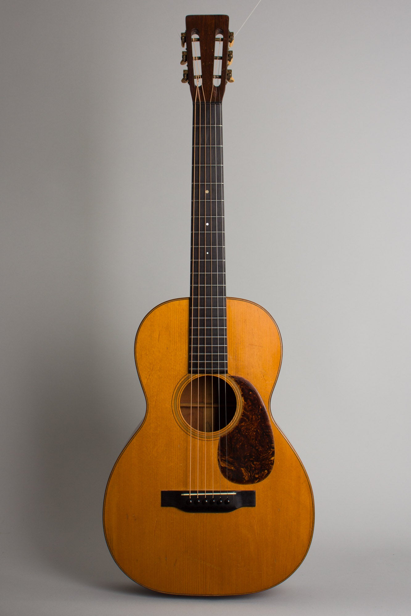 C. F. Martin 0-18 Flat Top Acoustic Guitar (1932)