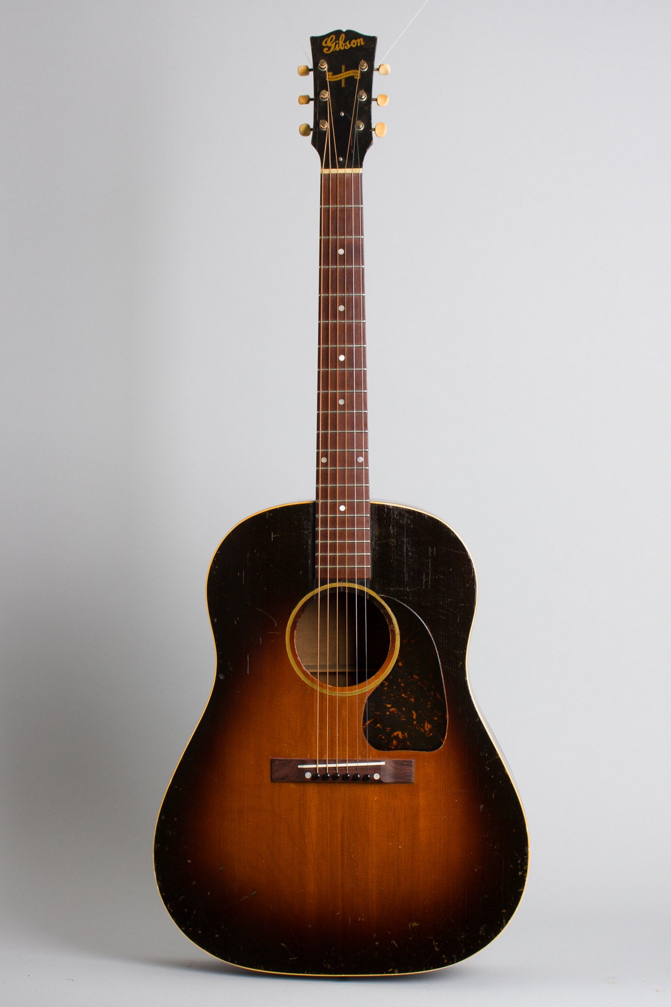 Gibson J-45 Flat Top Acoustic Guitar (1943-4)