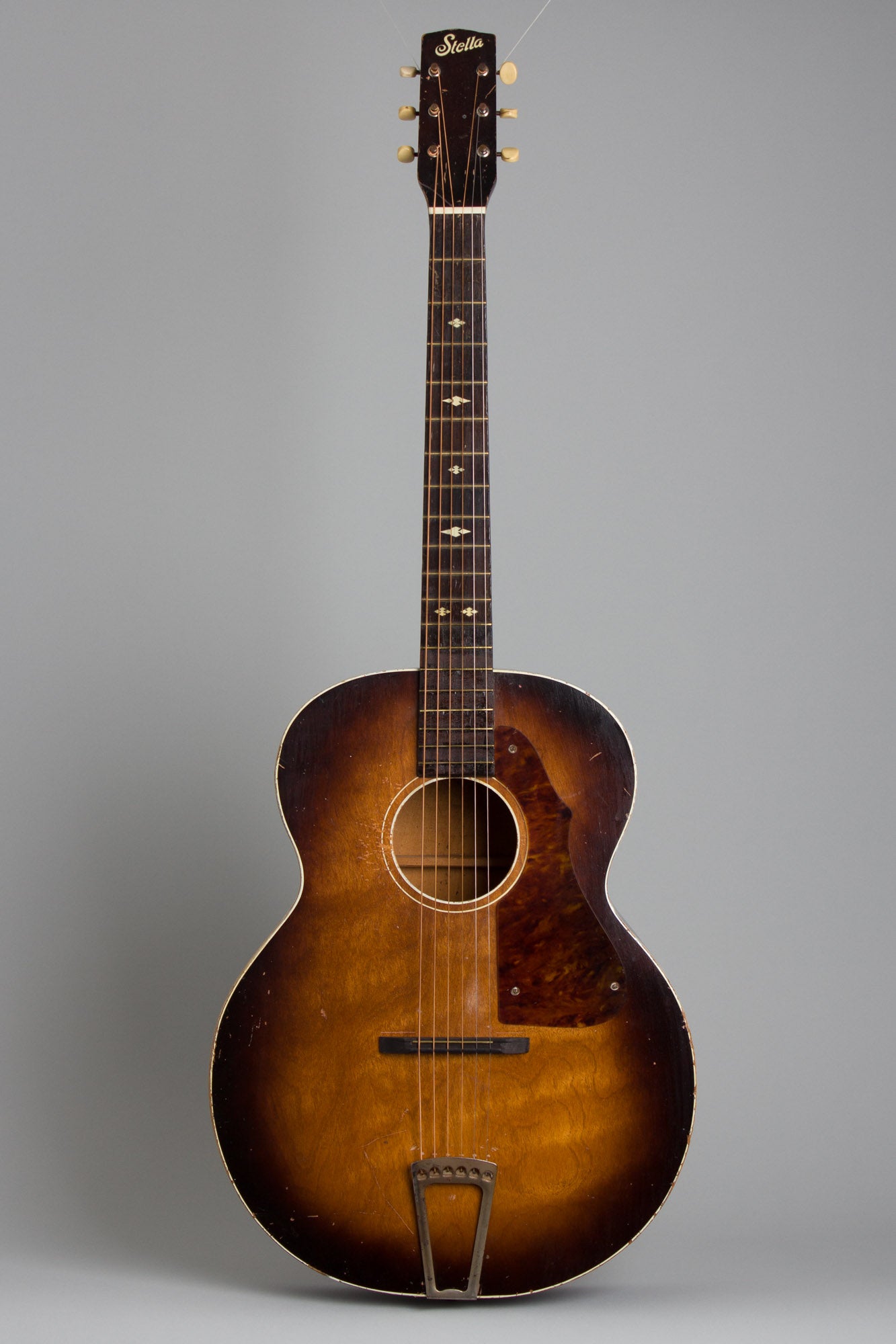 Harmony Stella Grand Concert H1141 Flat Top Acoustic Guitar (1951)