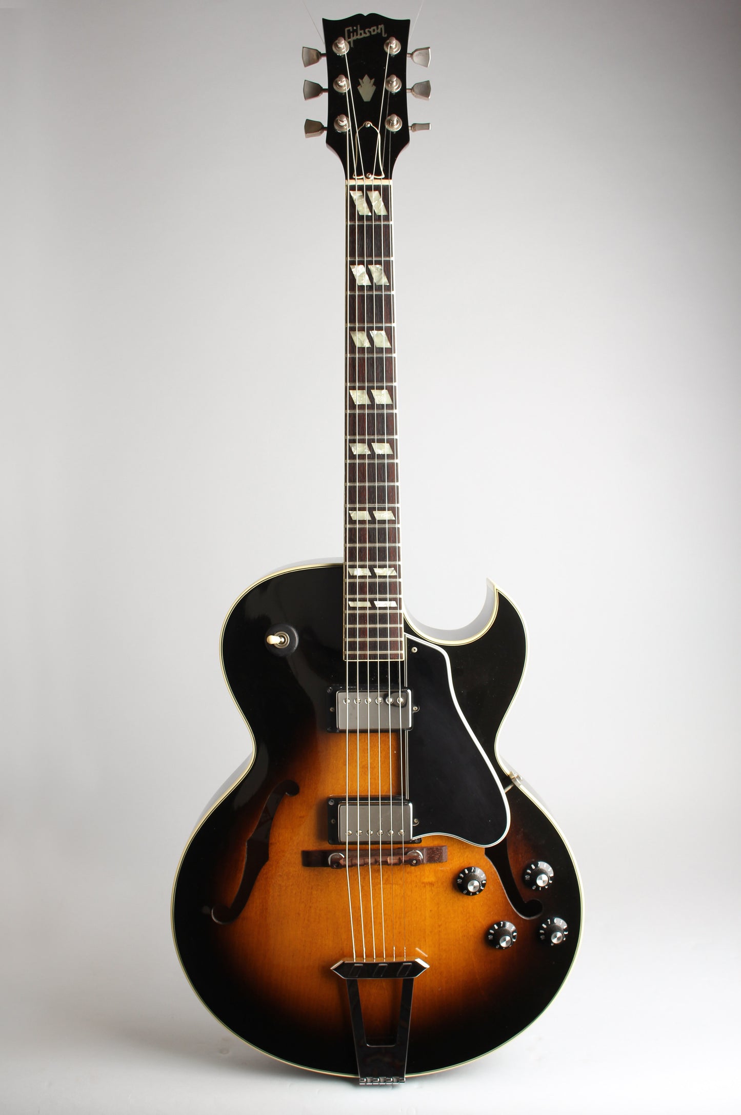 Gibson ES-175D Arch Top Hollow Body Electric Guitar (1980)