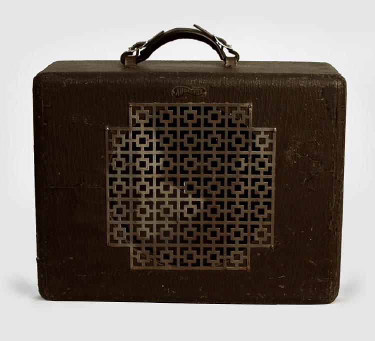 Audiovox Tube Amplifier (1936)