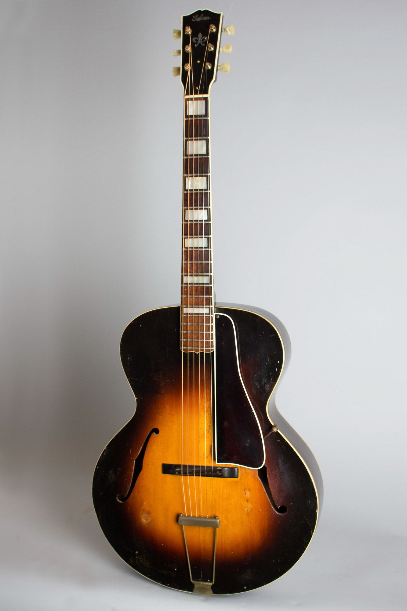 Gibson L-4 Arch Top Acoustic Guitar (1936)