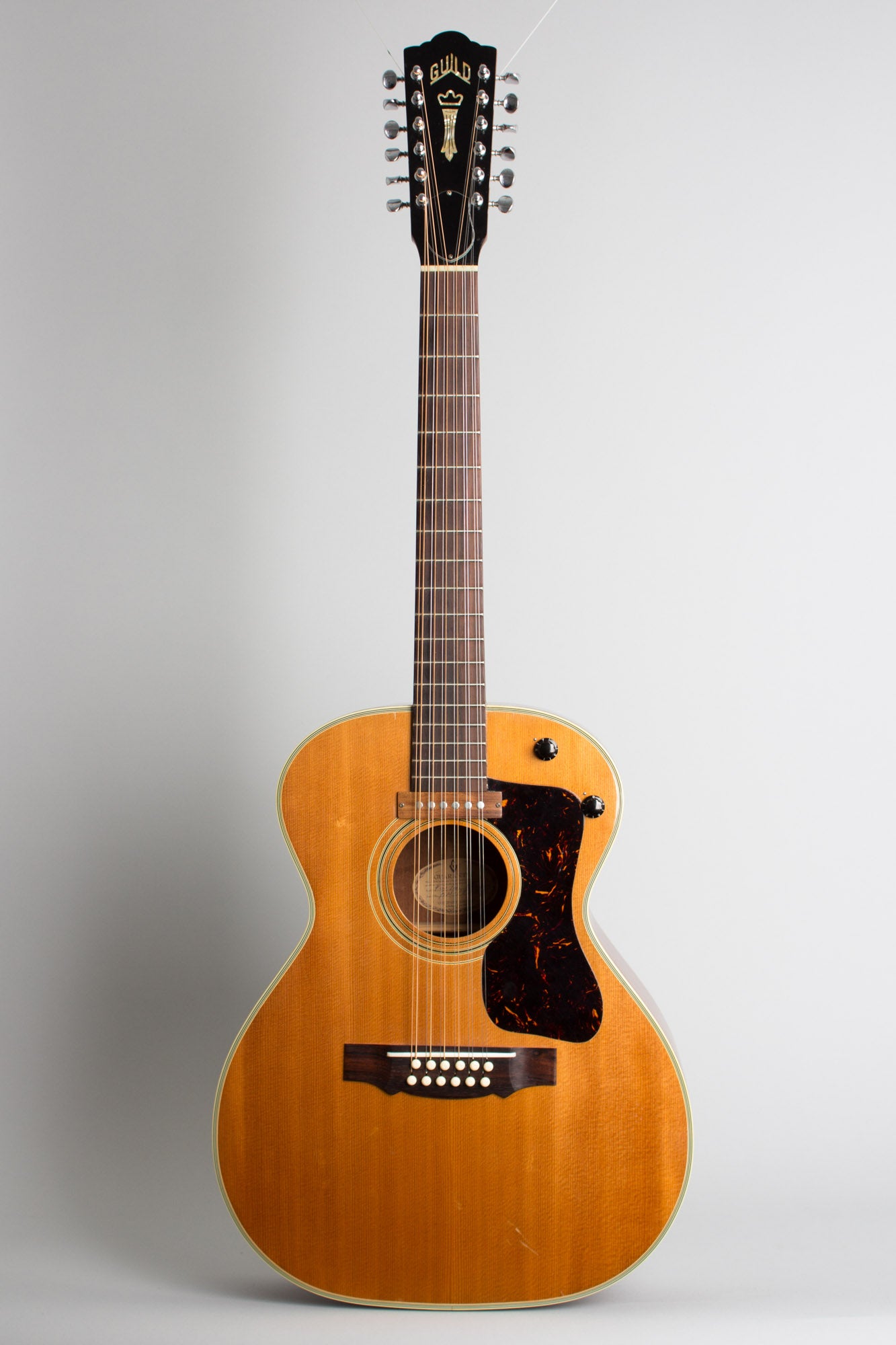 Guild F-212E 12 String Flat Top Acoustic-Electric Guitar (1968)