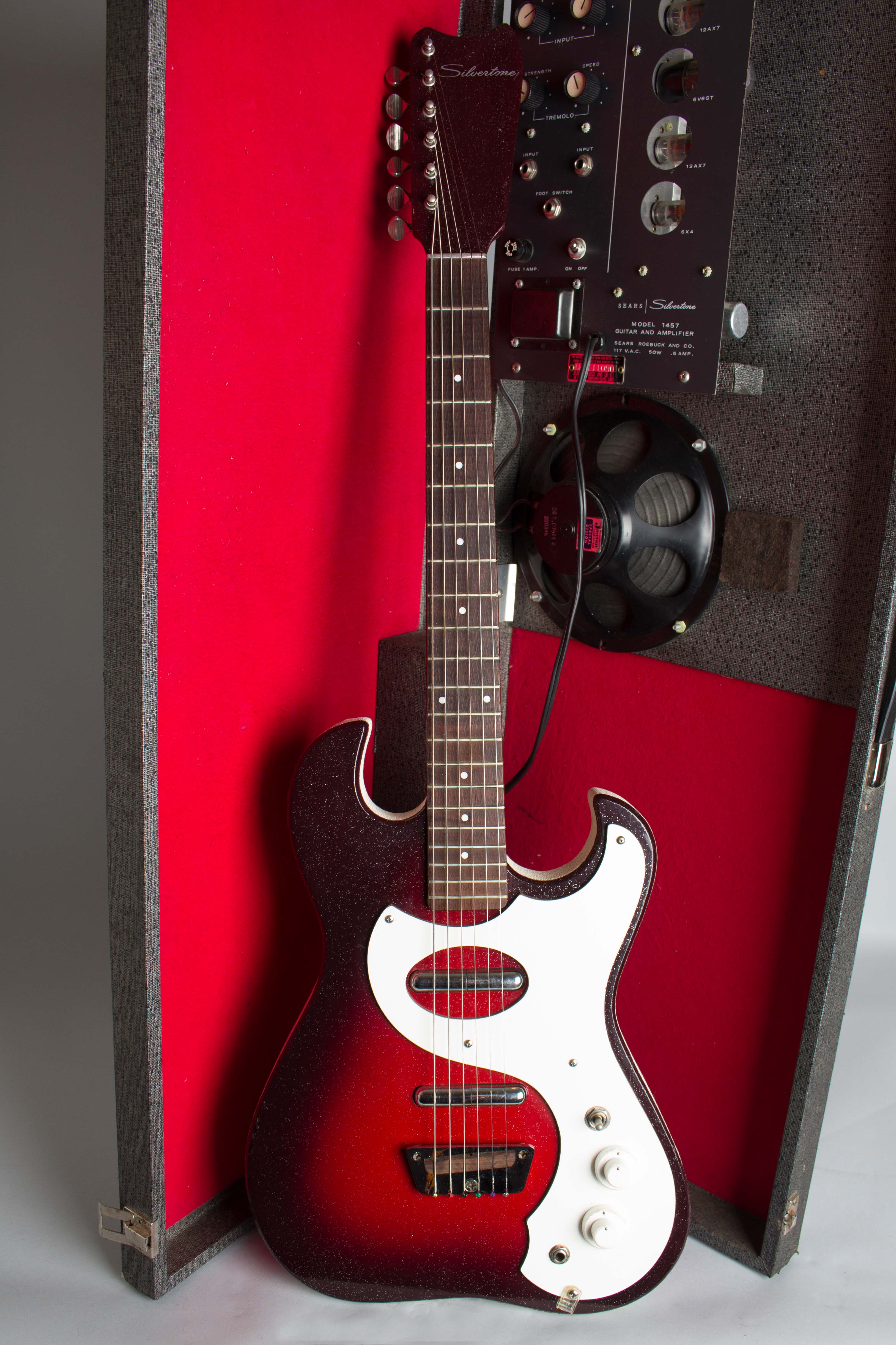 Danelectro Silvertone Model 1457 Amp-In-Case Semi-Hollow Body Electric ...