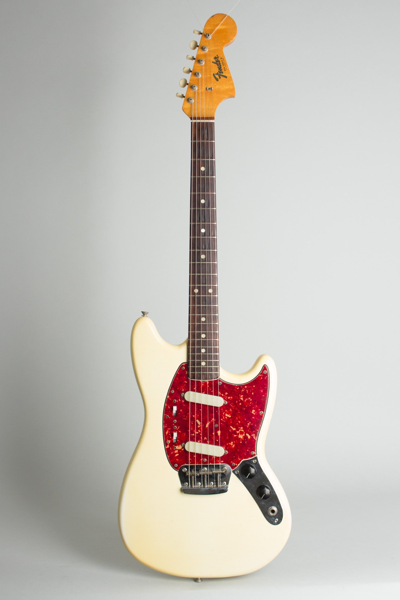 Fender Duo-Sonic II Solid Body Electric Guitar (1965)