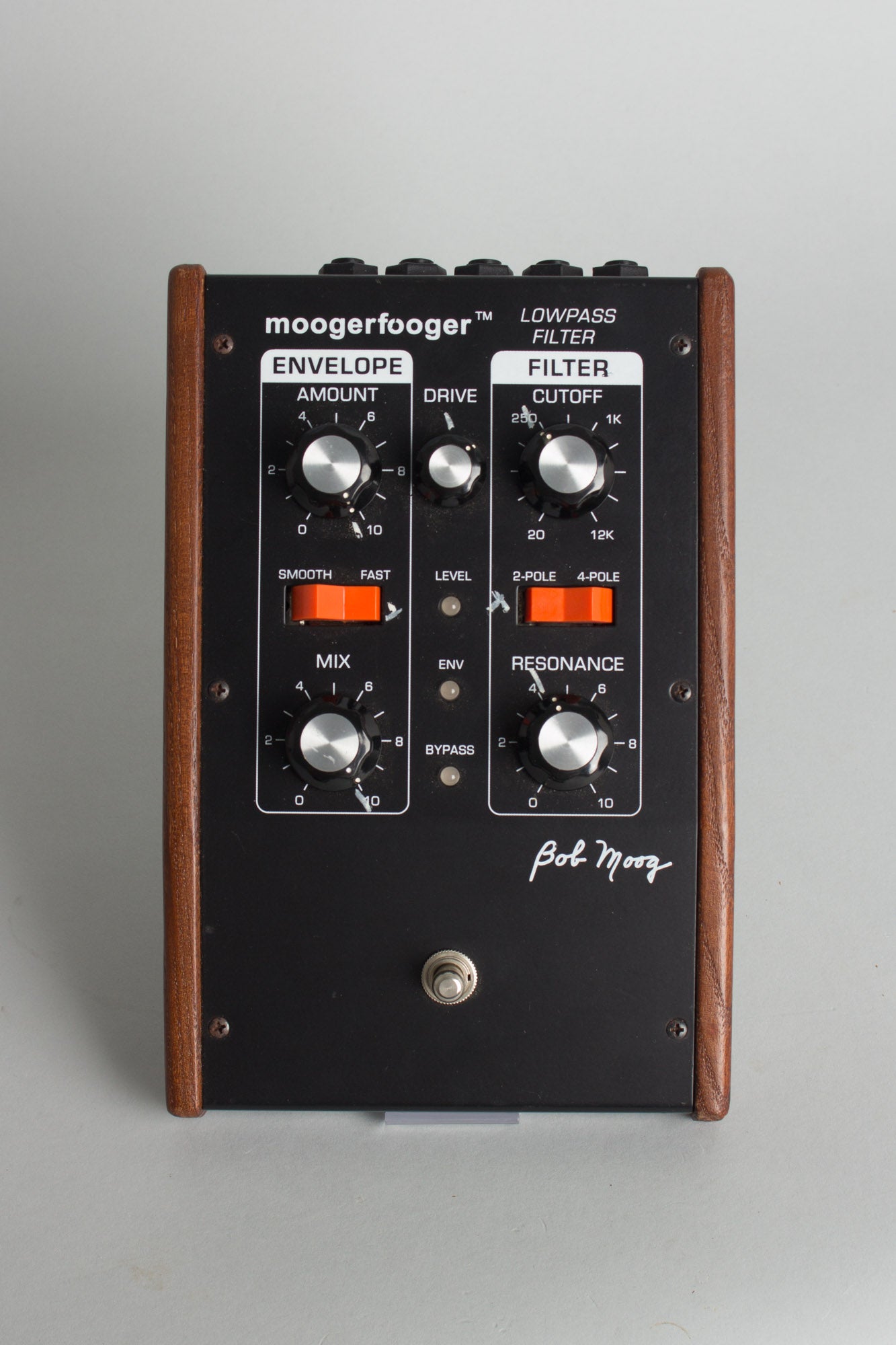 Moog Moogerfooger MF-101, Previously Owned by Steely Dan's Walter Becker. Low Pass Filter Effect (2000)