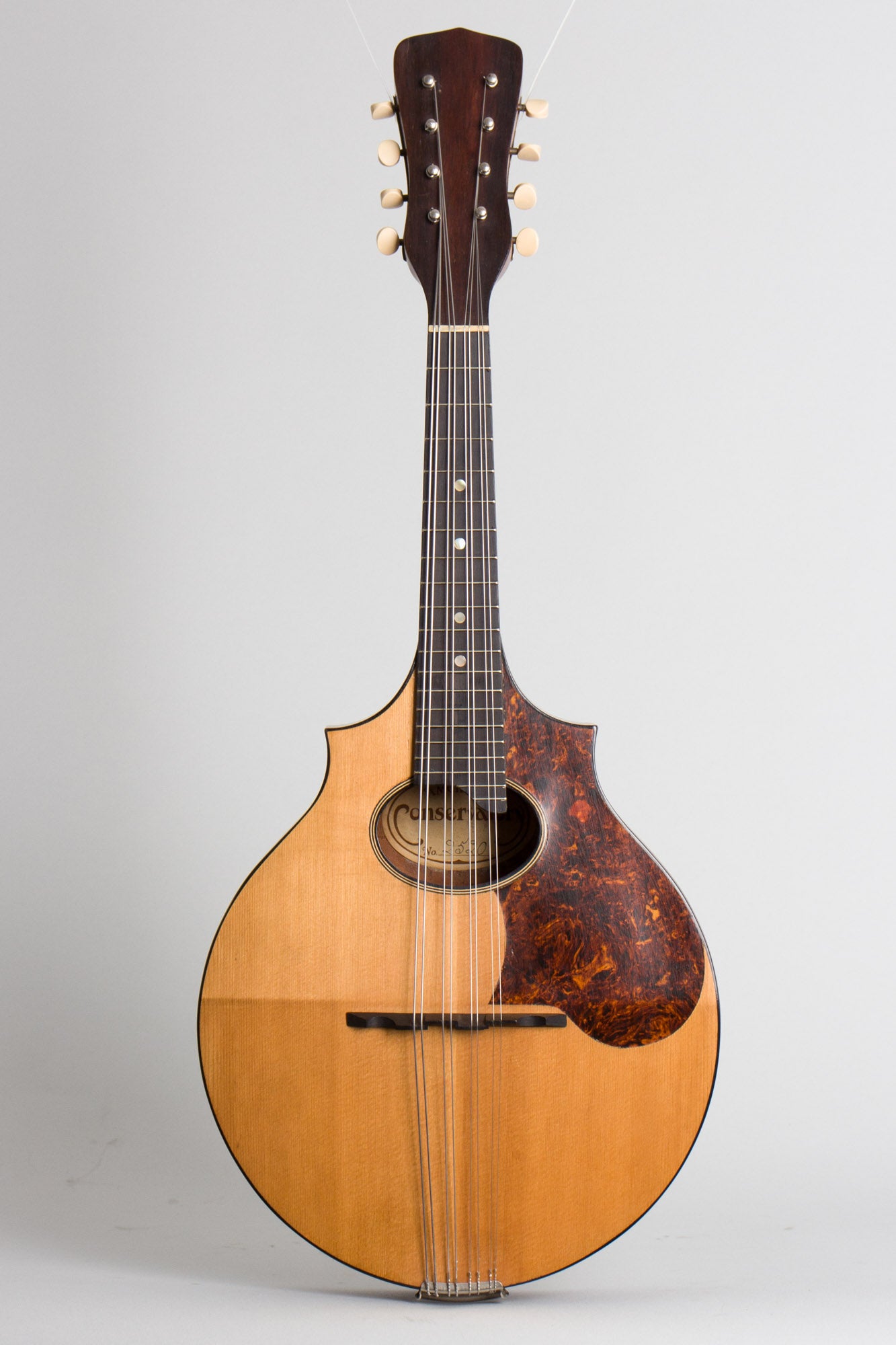 Lyon & Healy American Conservatory Venetian Tupoint Style 4983 Flat Back, Bent Top Mandolin (1925)