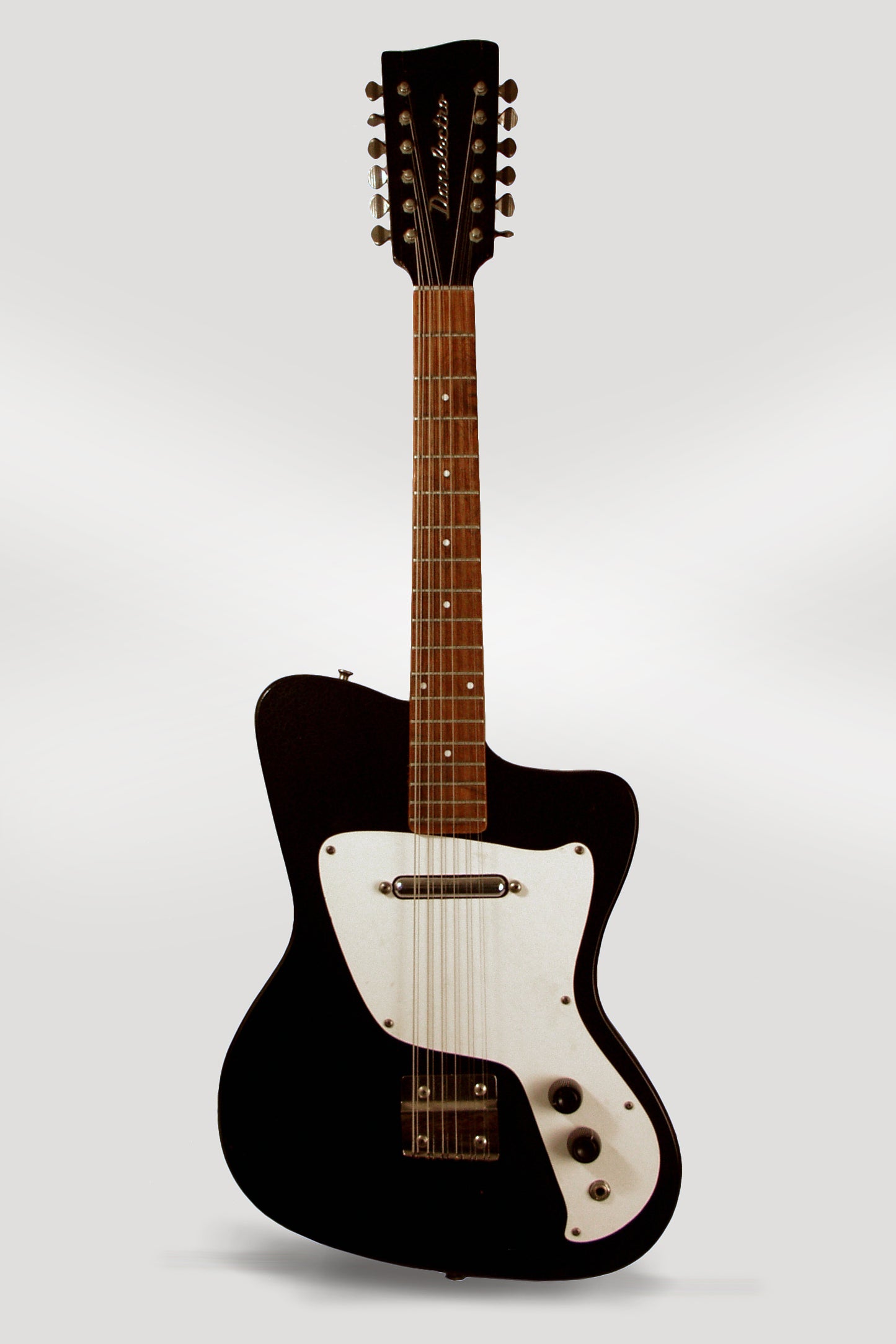 Danelectro Hawk 1N-12 12 String Electric Guitar (1967)