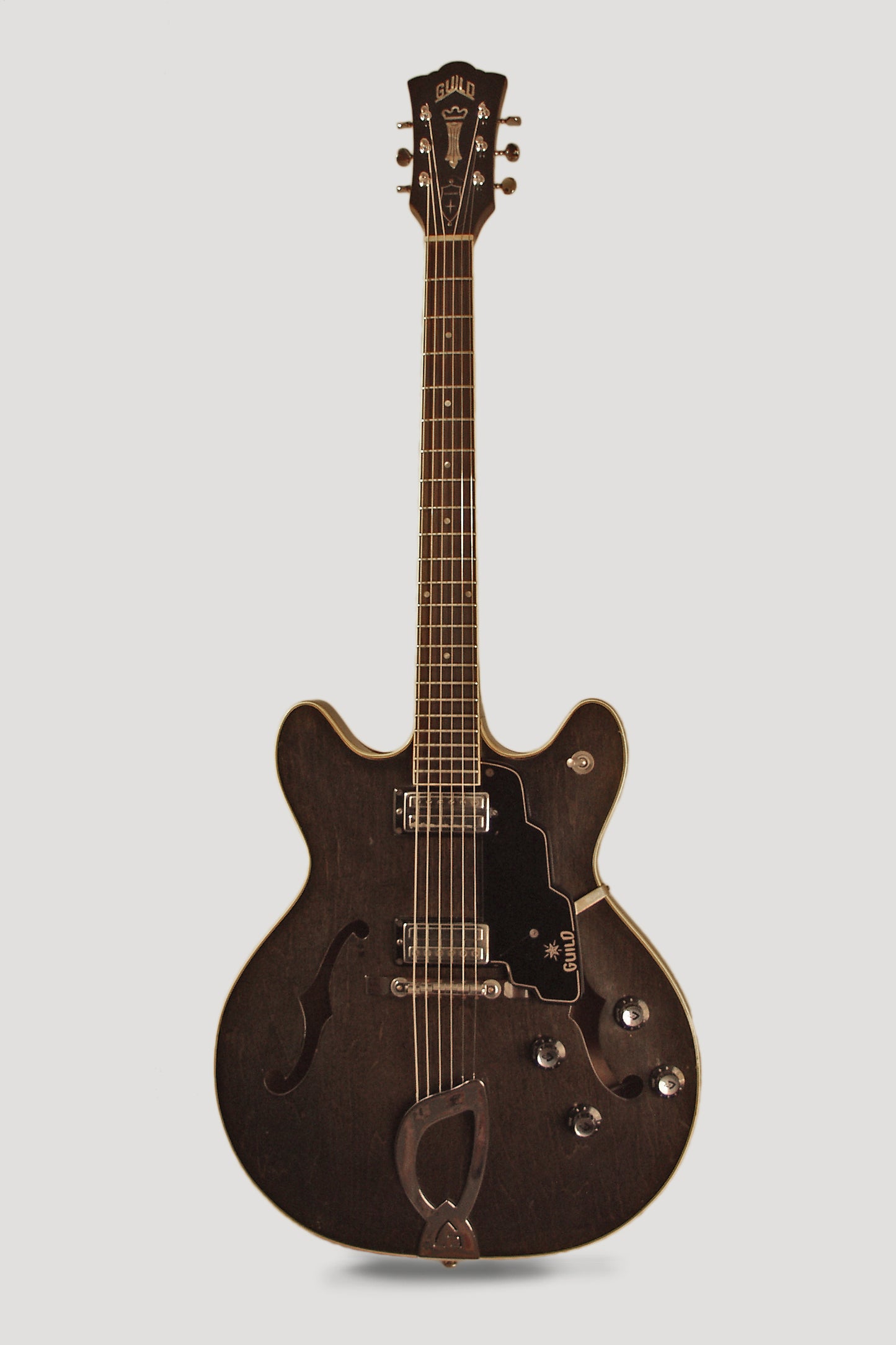 Guild Starfire IV Ebony Semi-Hollow Body Electric Guitar (1966)