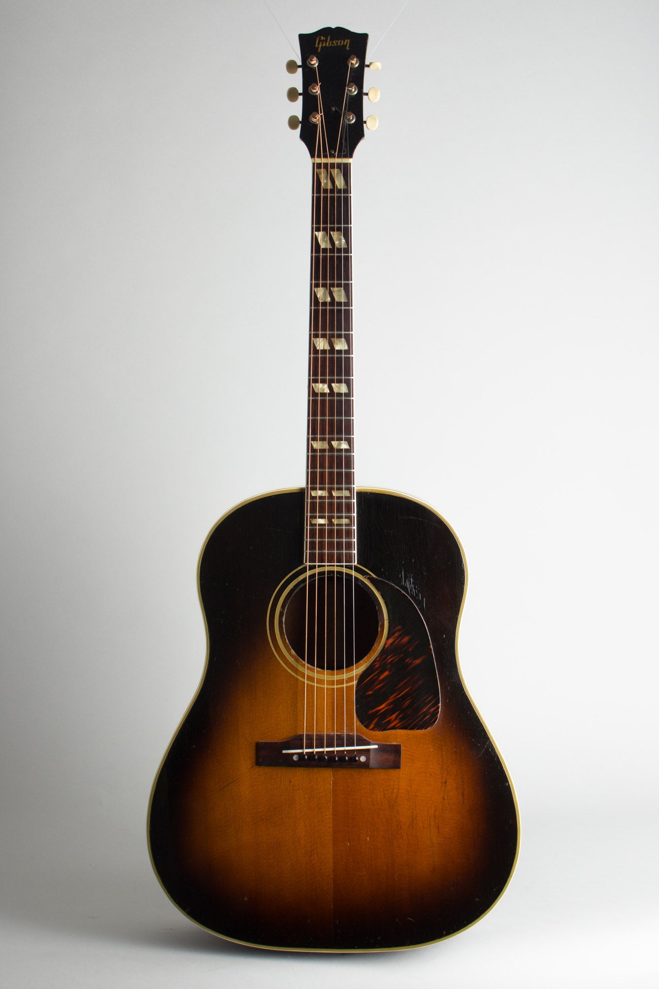 Gibson SJ Southern Jumbo Flat Top Acoustic Guitar (1951)