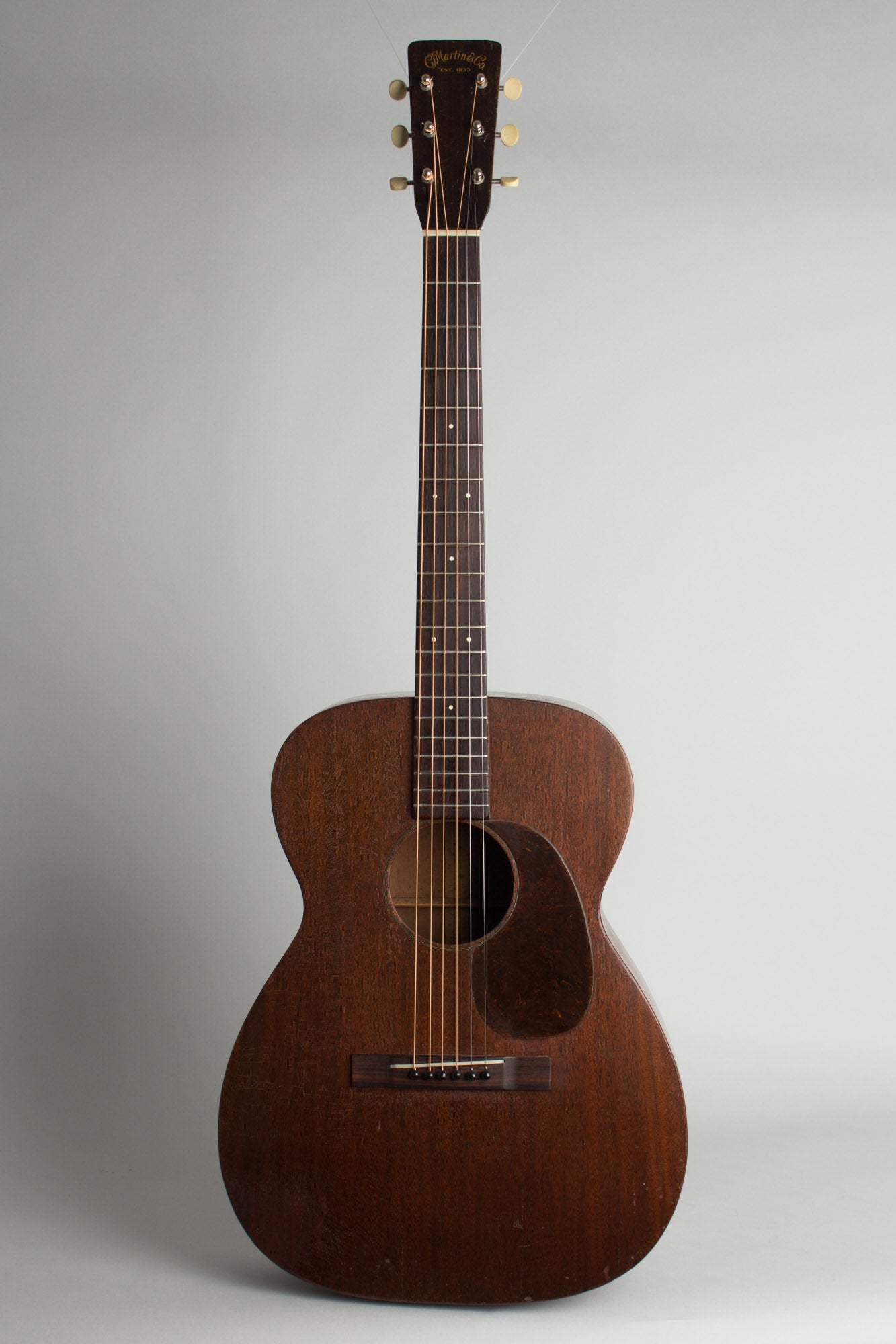 C. F. Martin 00-17 Flat Top Acoustic Guitar (1946)