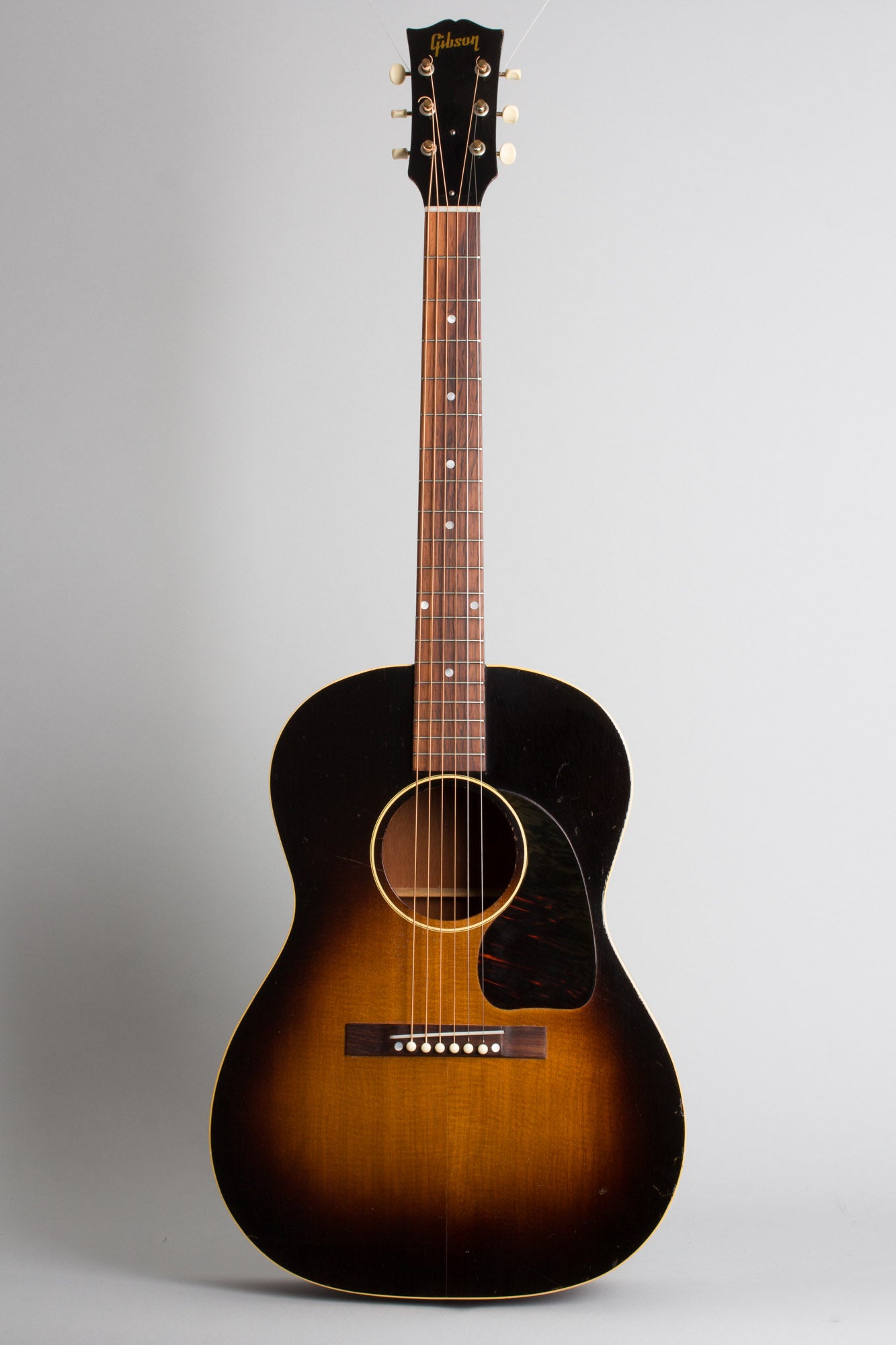 Gibson LG-1 Flat Top Acoustic Guitar (1951)