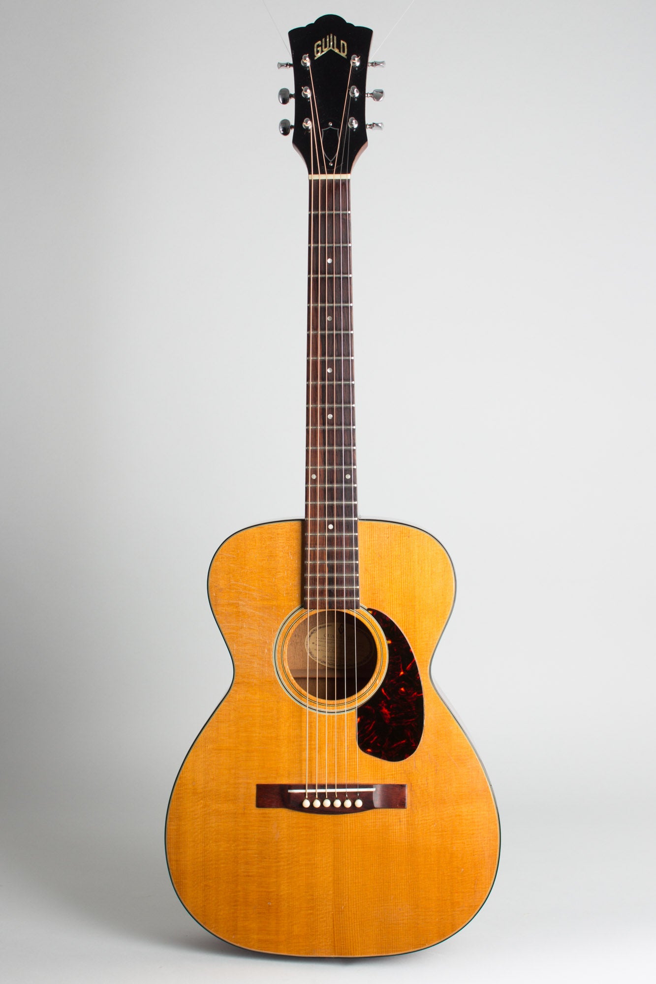 Guild F-20NT Flat Top Acoustic Guitar (1967)