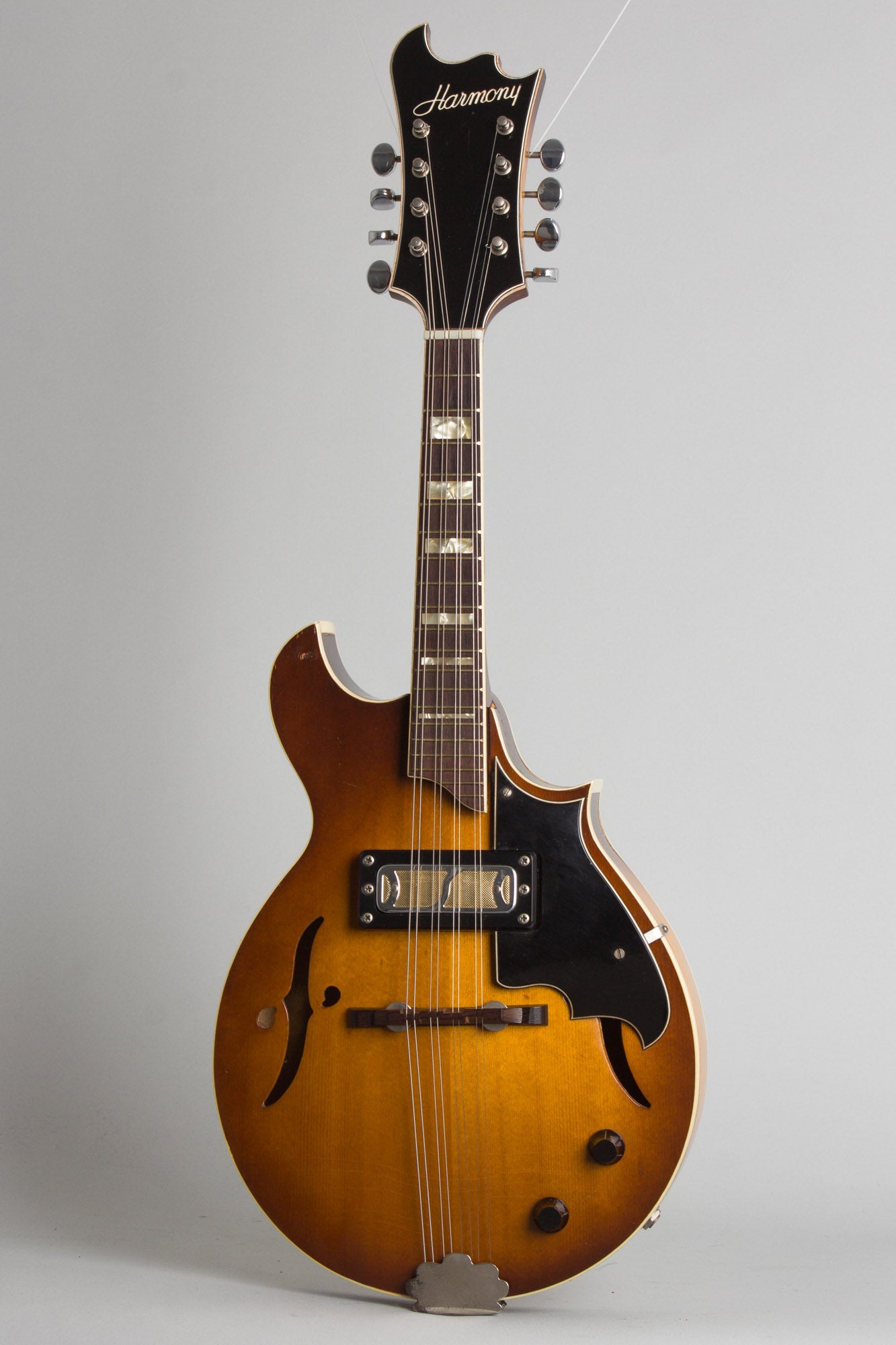 Harmony H-35 Hollow Body Electric Mandolin (1968)