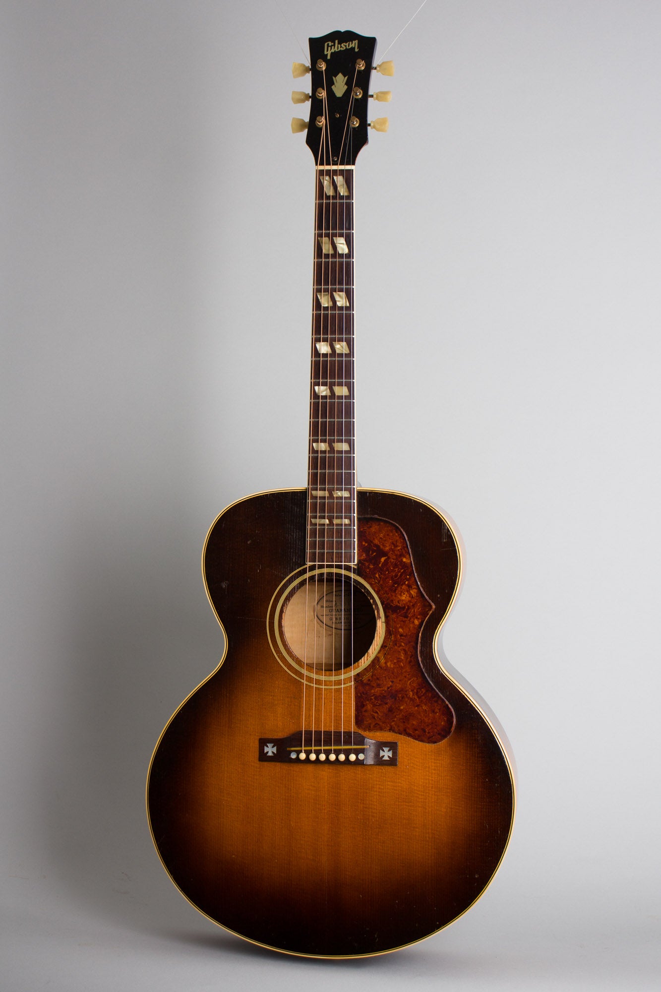 Gibson J-185 Flat Top Acoustic Guitar (1951)