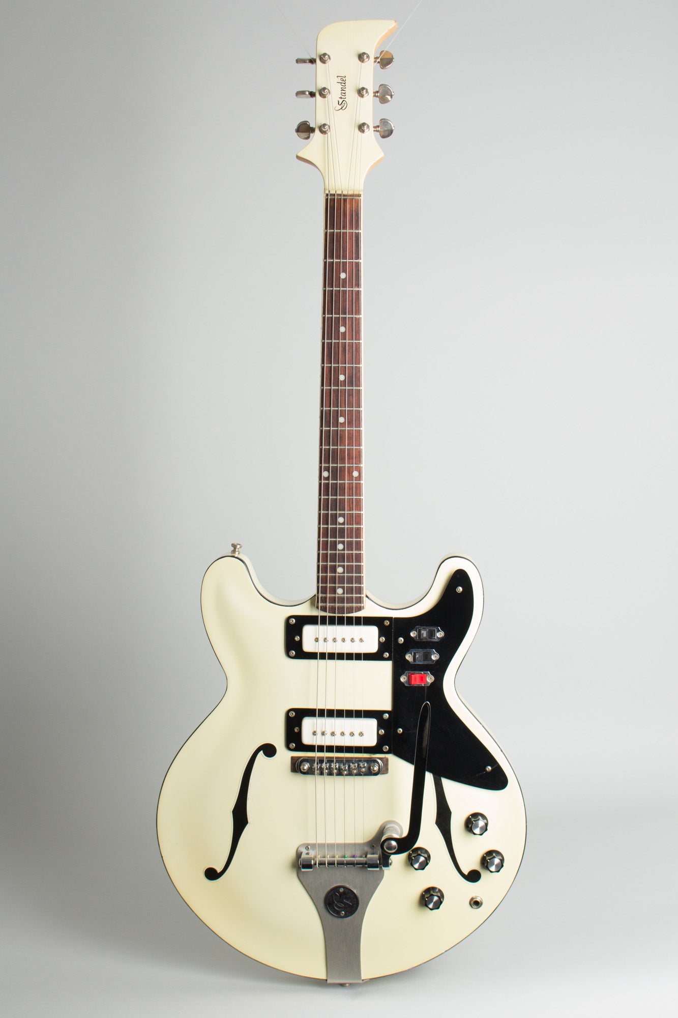 Standel Custom Deluxe Model 102 Thinline Hollow Body Electric Guitar (1966)