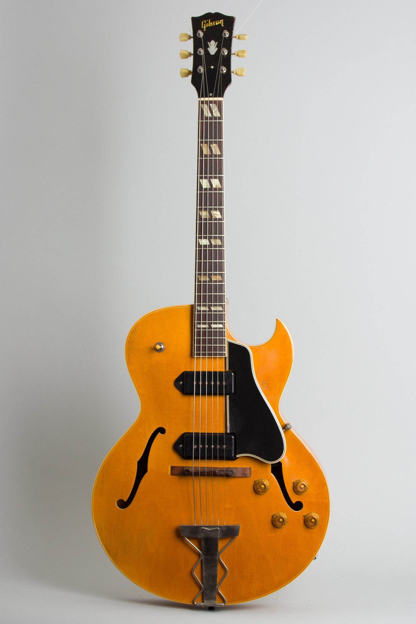 Gibson ES-175DN Arch Top Hollow Body Electric Guitar (1957)