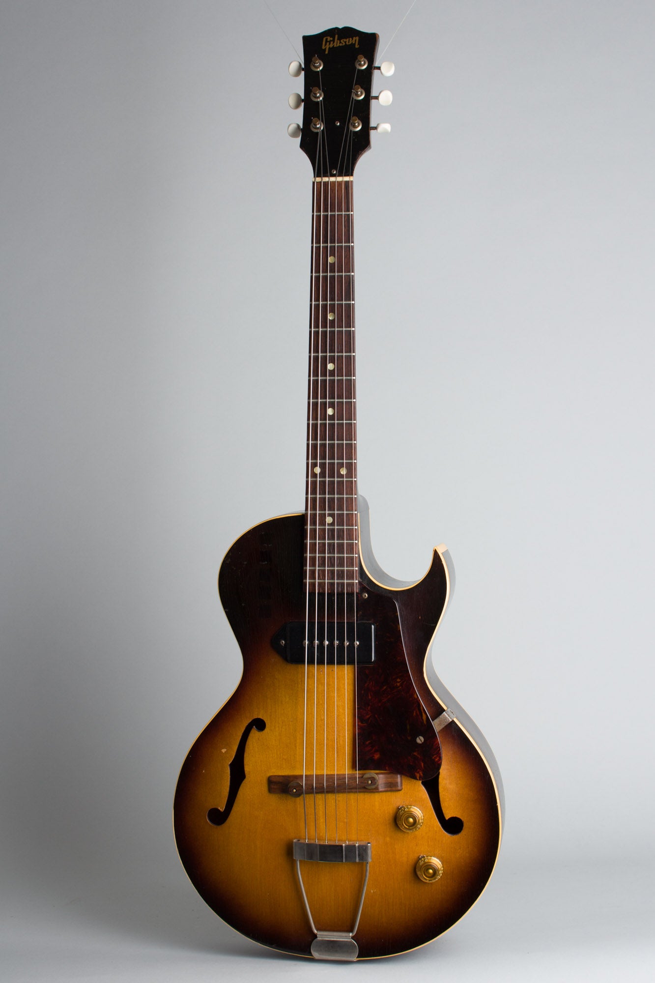Gibson ES-140 Arch Top Hollow Body Electric Guitar (1955)