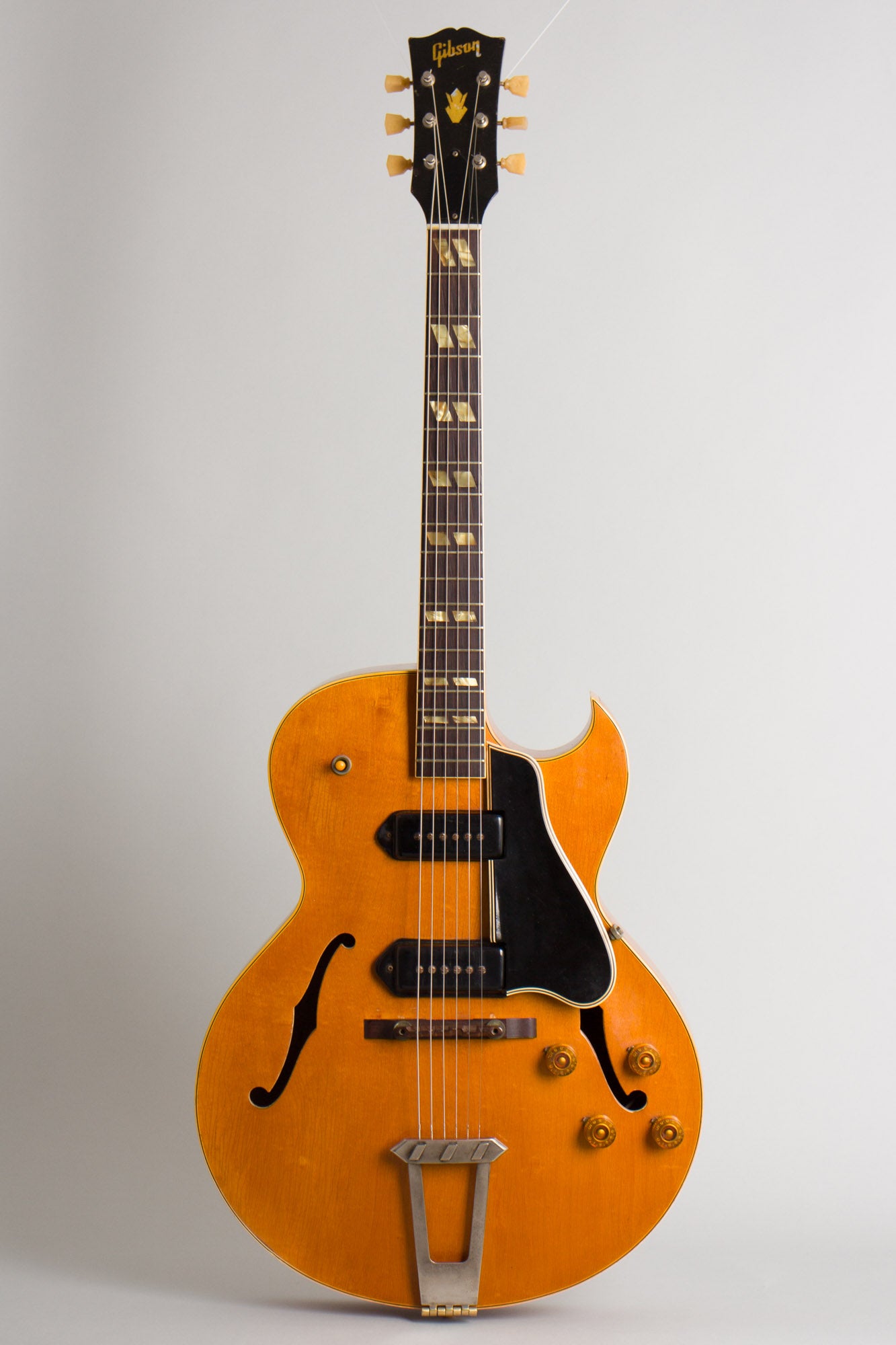 Gibson ES-175DN Arch Top Hollow Body Electric Guitar (1954)