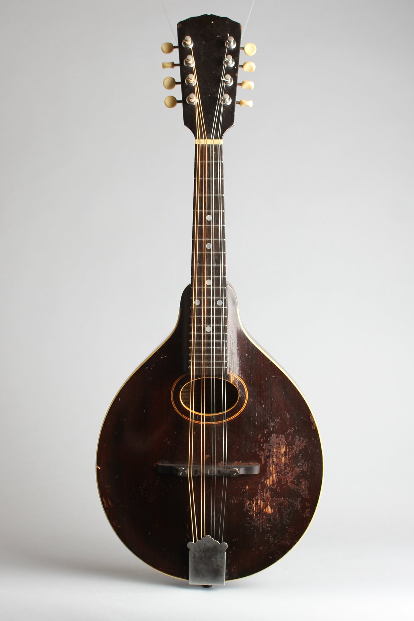 Gibson Style A Carved Top Mandolin (1922)