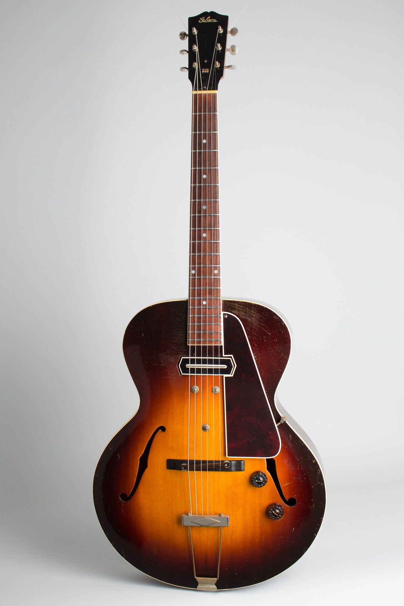 Gibson ES-150 Arch Top Hollow Body Electric Guitar (1938)