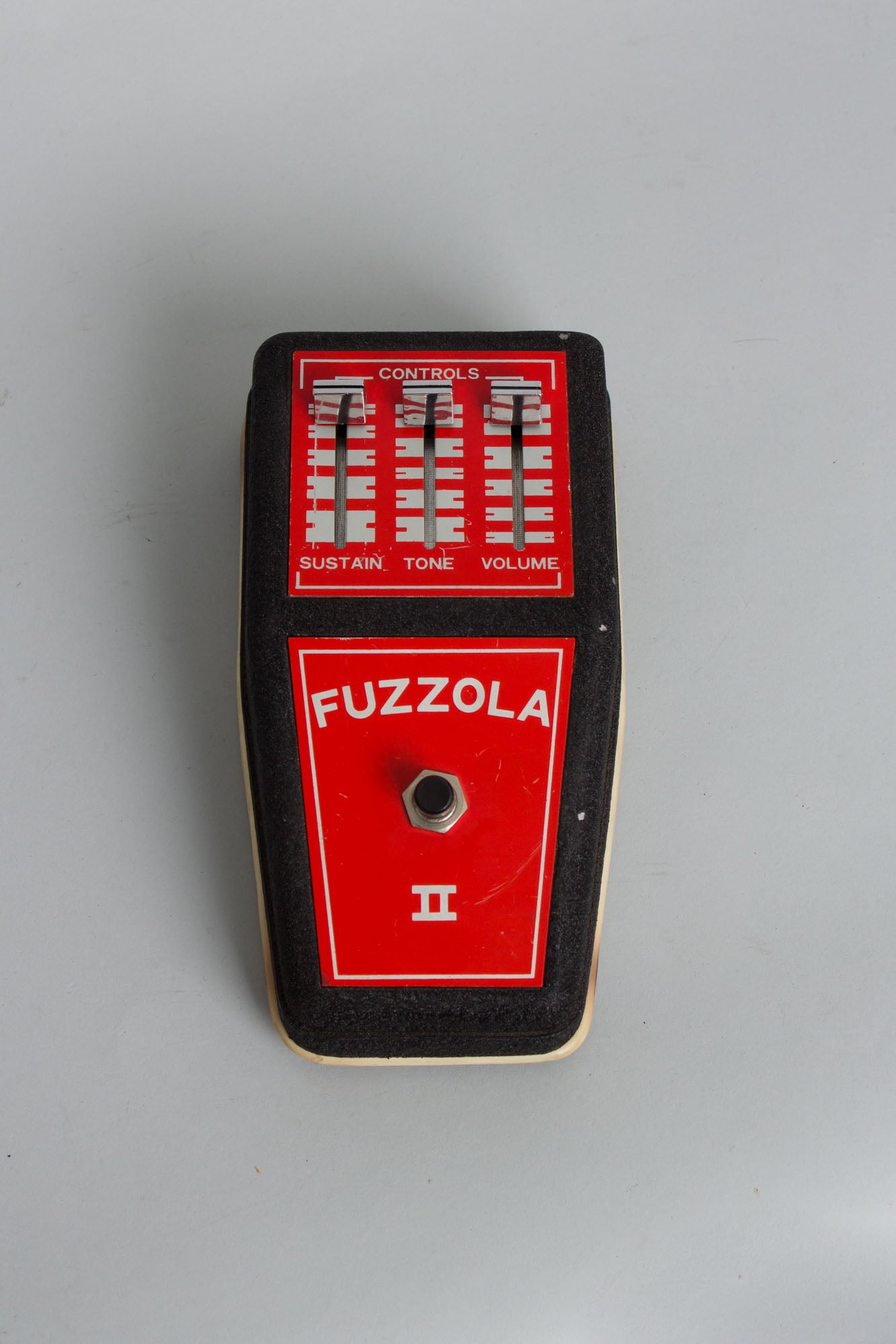 Sam Ash Fuzzola Owned and Used by Tom Verlaine Fuzz Effect (1970)